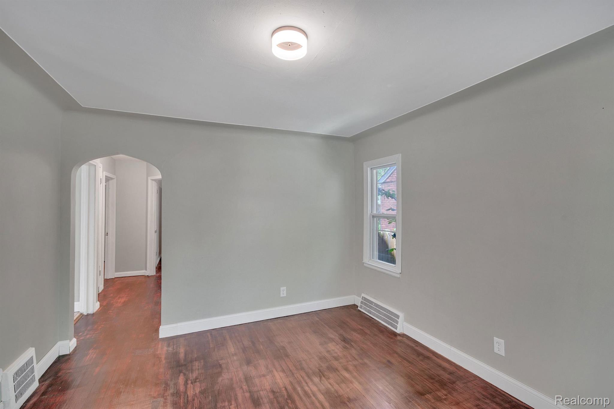 11325 LAKEPOINTE Street