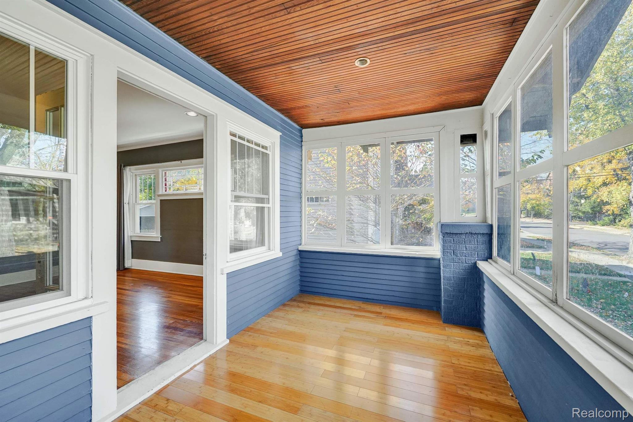 202 RHODE ISLAND Avenue