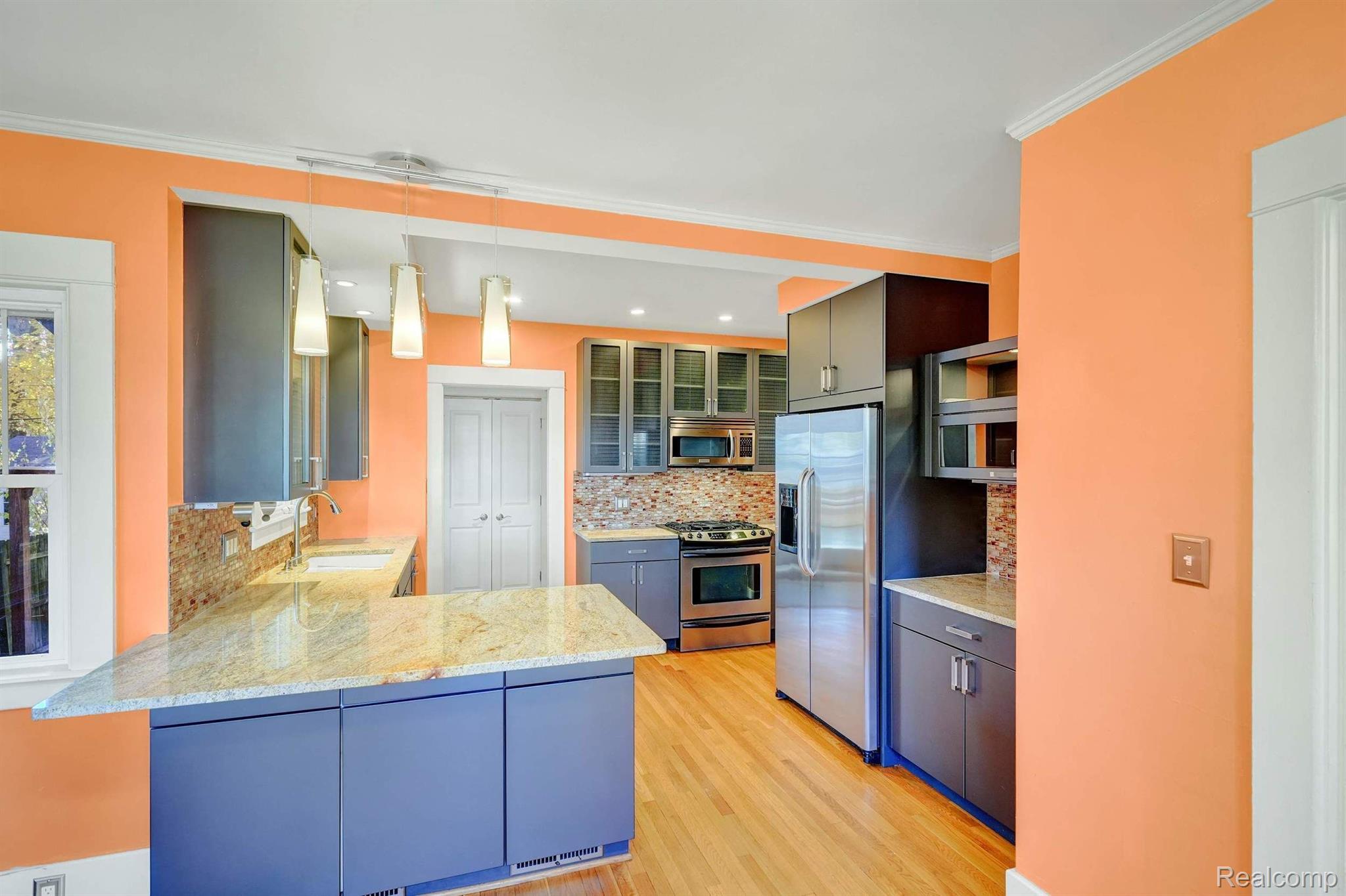 202 RHODE ISLAND Avenue