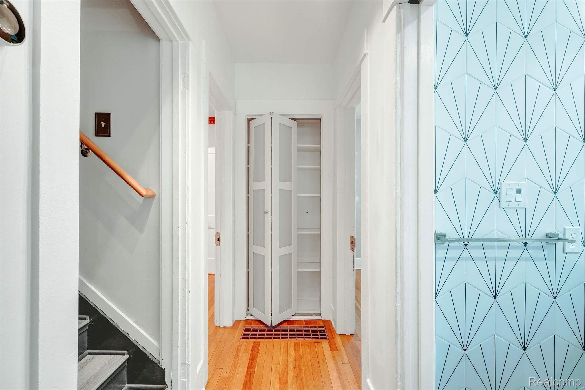 202 RHODE ISLAND Avenue