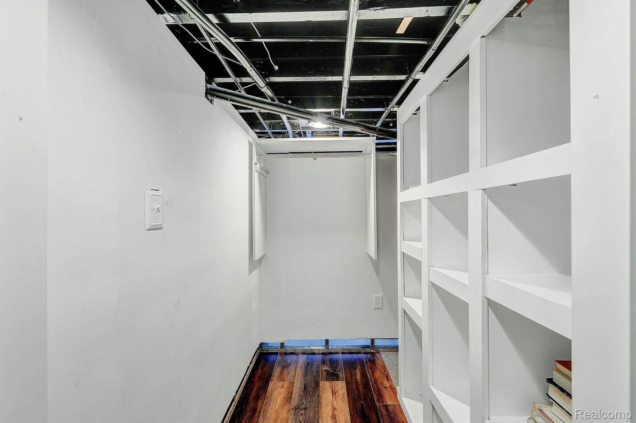 202 RHODE ISLAND Avenue