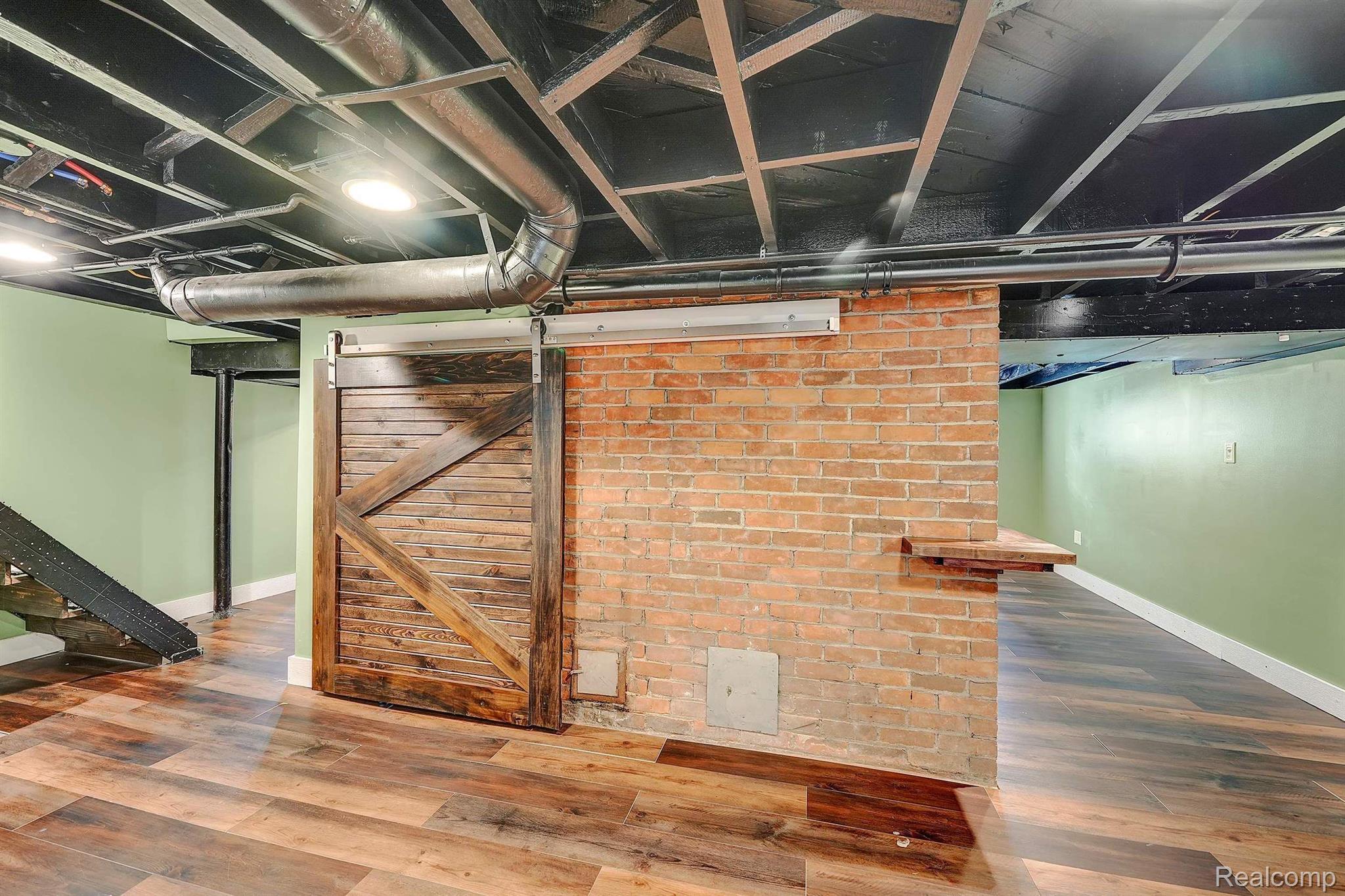 202 RHODE ISLAND Avenue