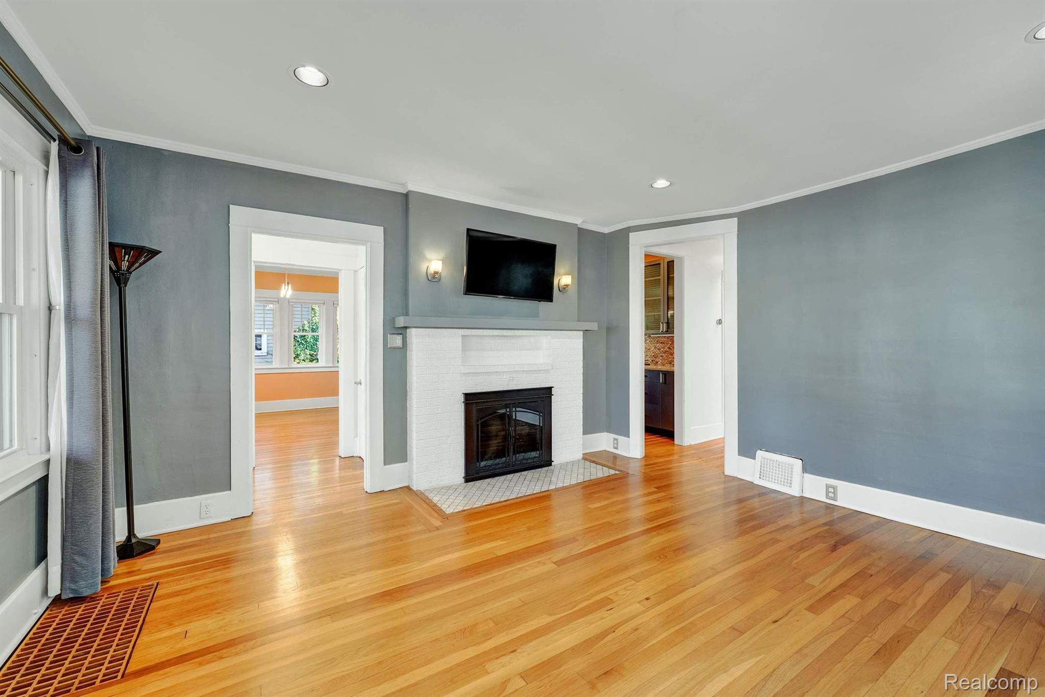 202 RHODE ISLAND Avenue