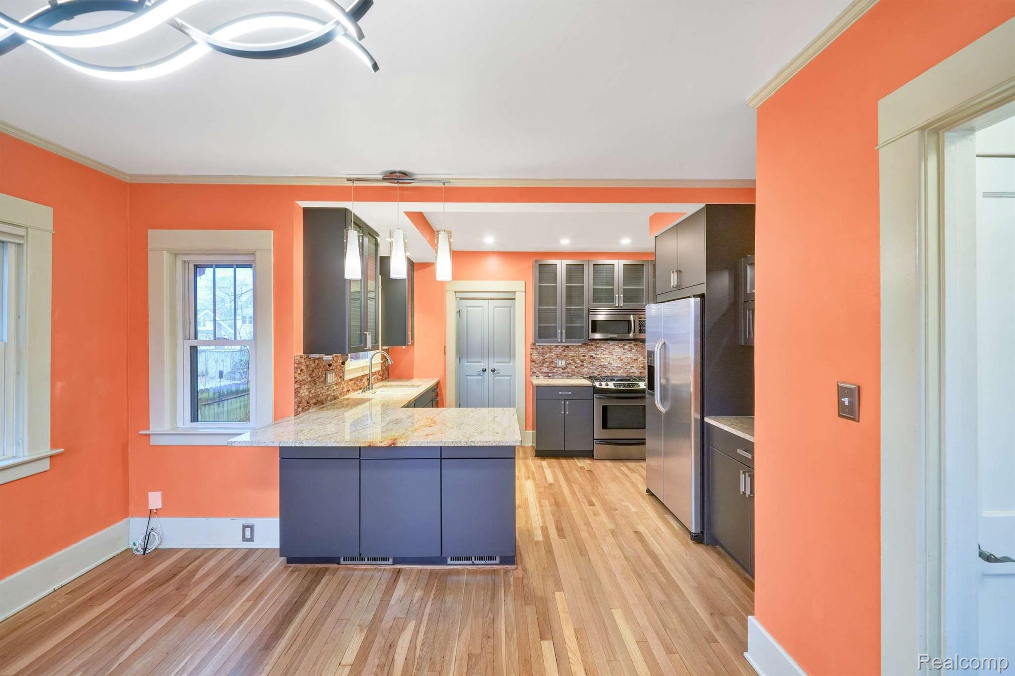 202 RHODE ISLAND Avenue