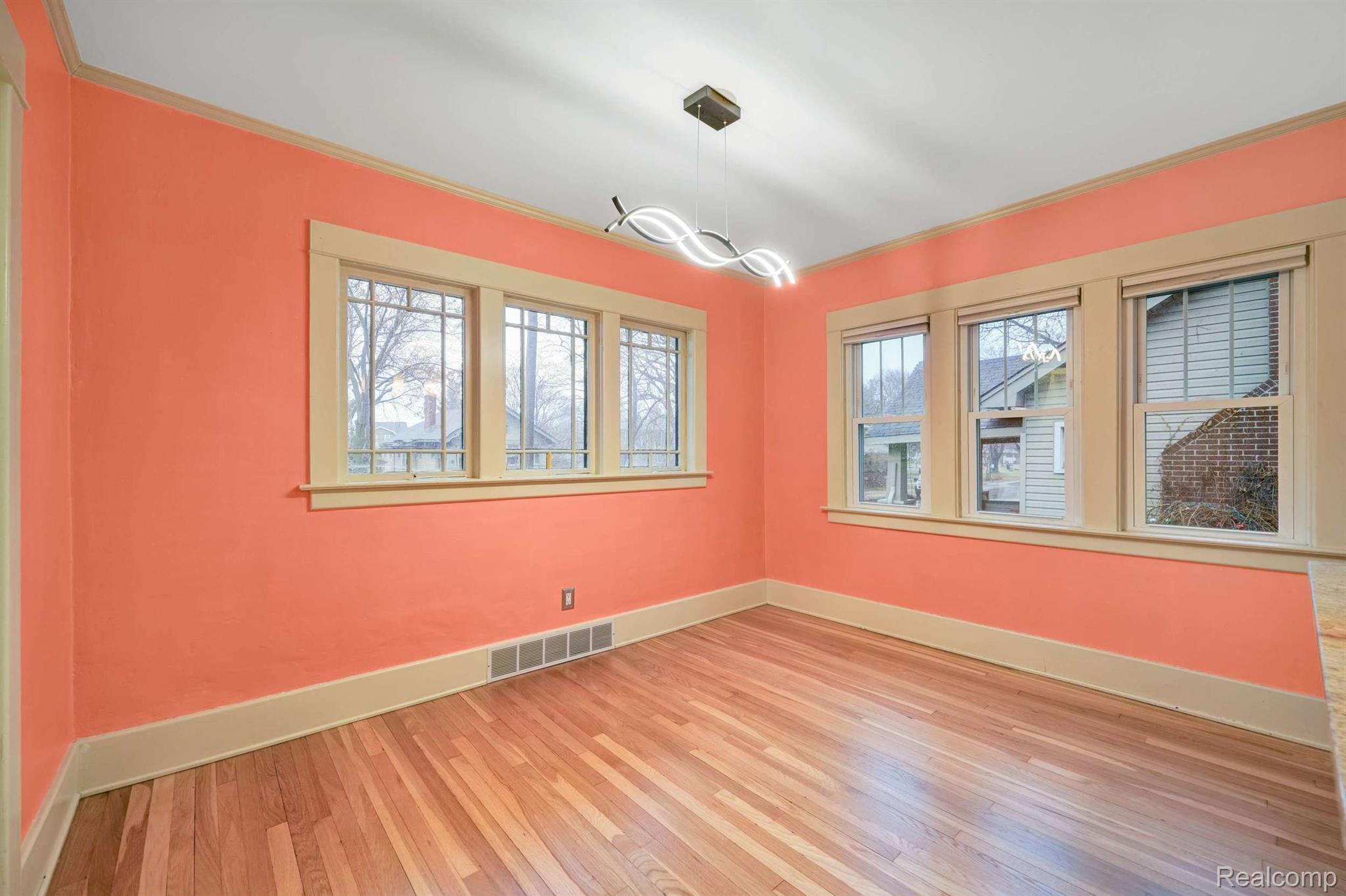 202 RHODE ISLAND Avenue