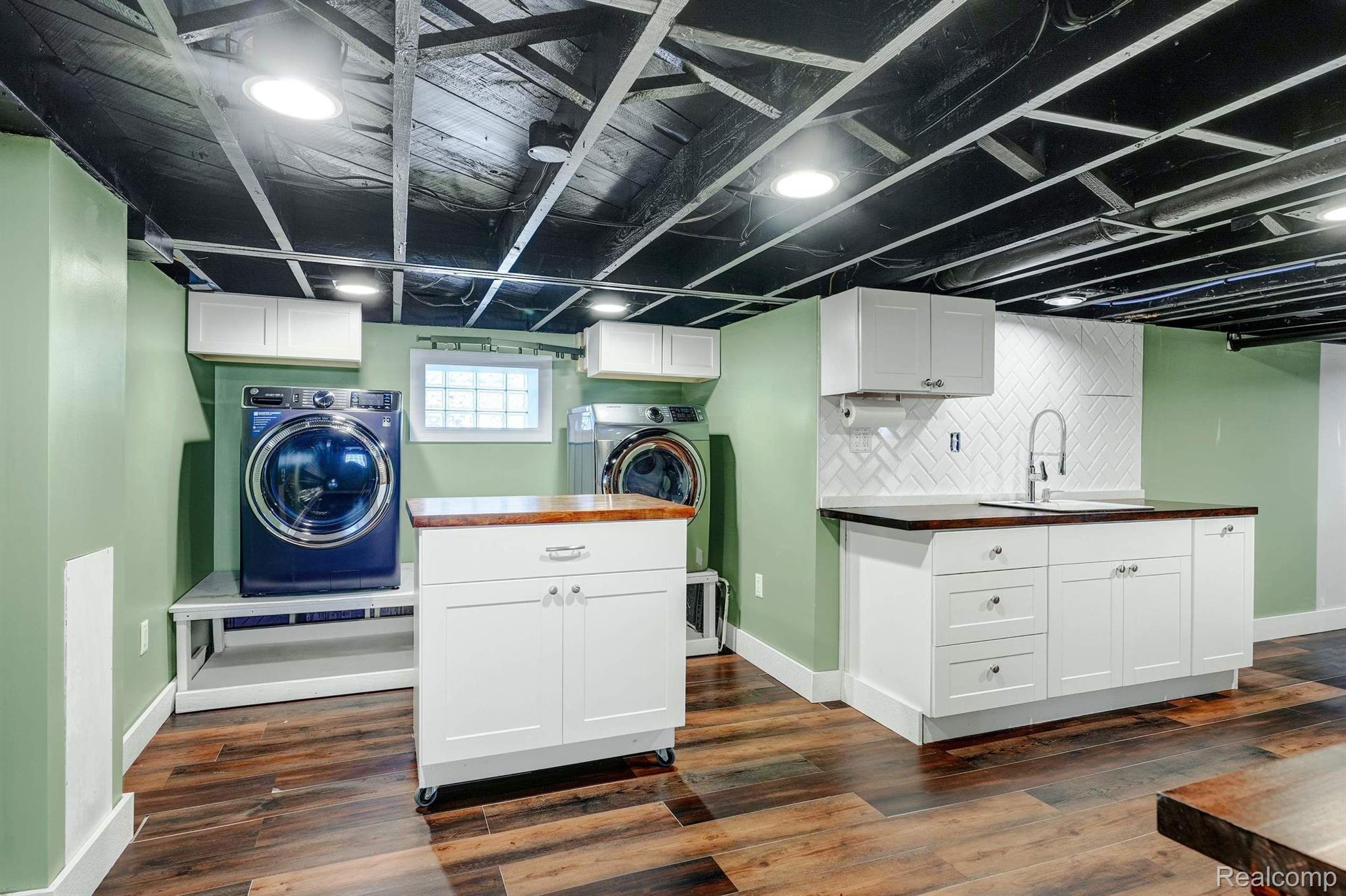 202 RHODE ISLAND Avenue