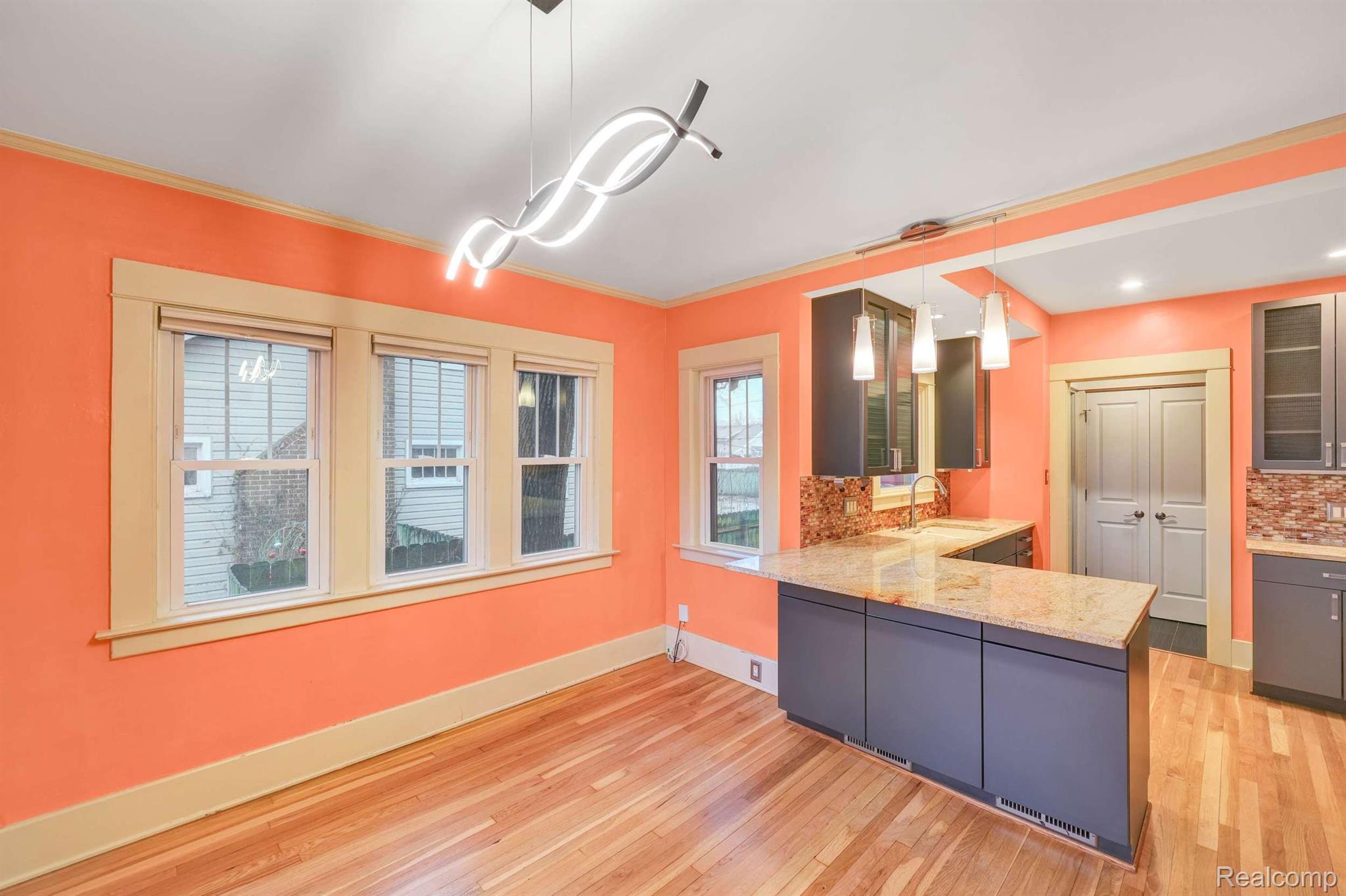 202 RHODE ISLAND Avenue