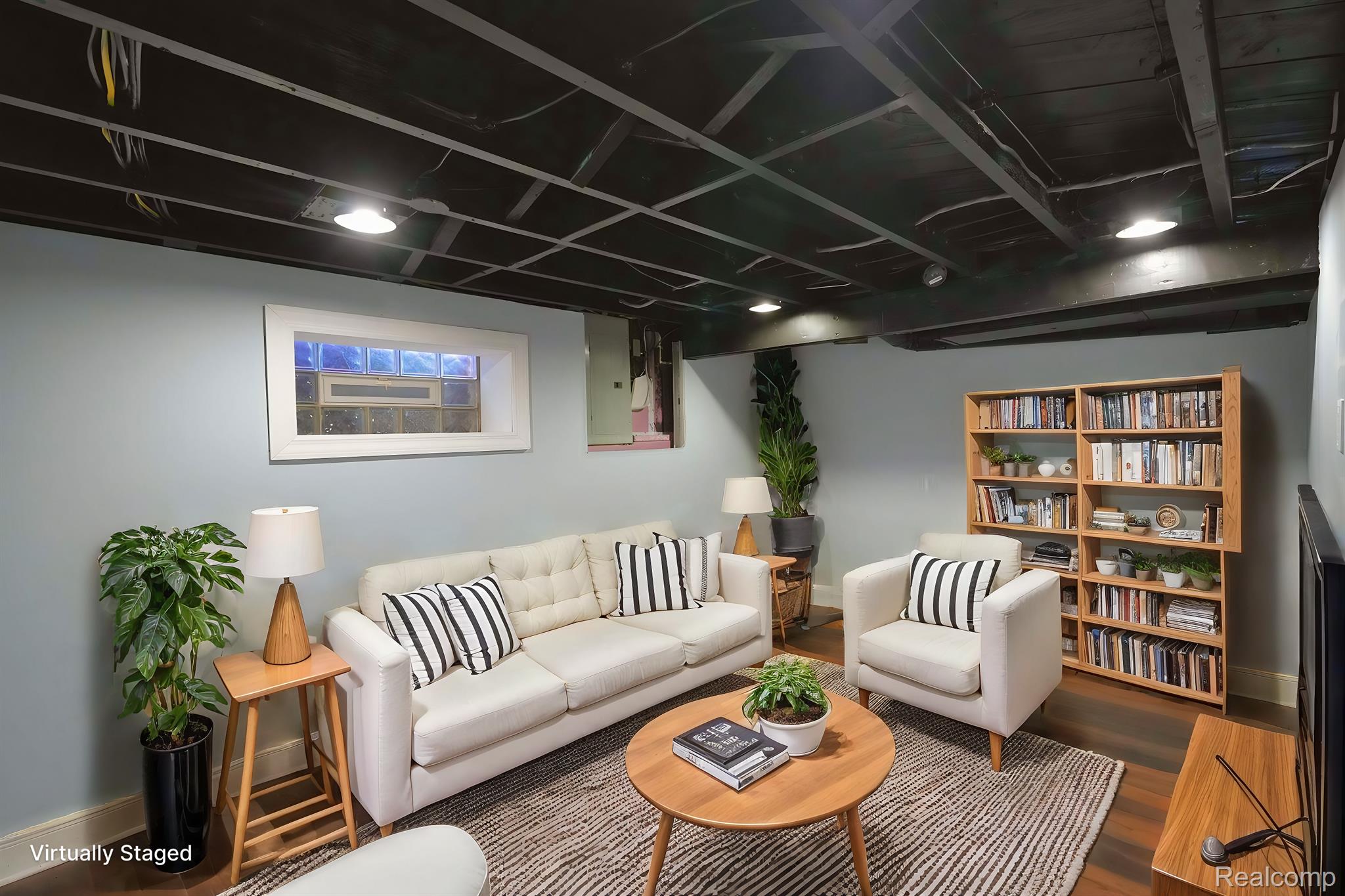 202 RHODE ISLAND Avenue