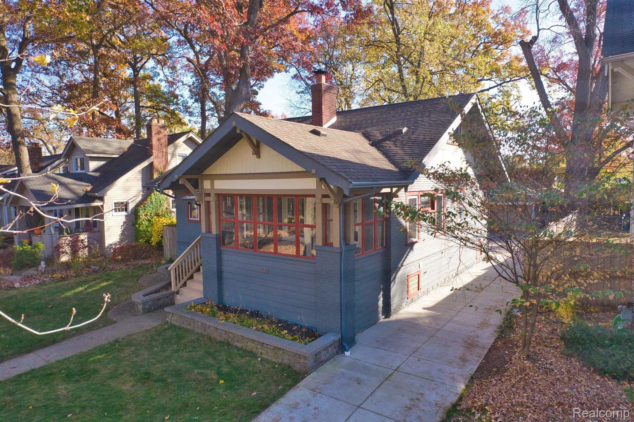 202 RHODE ISLAND Avenue