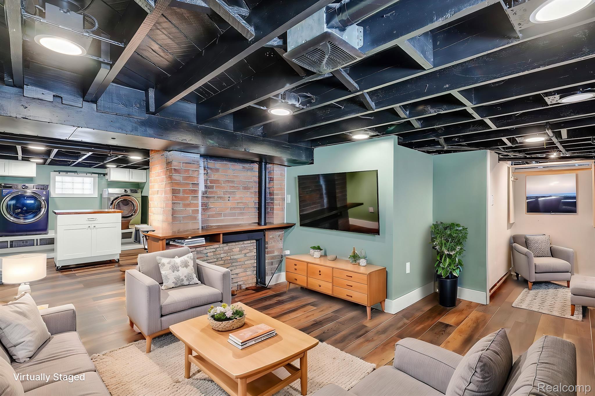 202 RHODE ISLAND Avenue