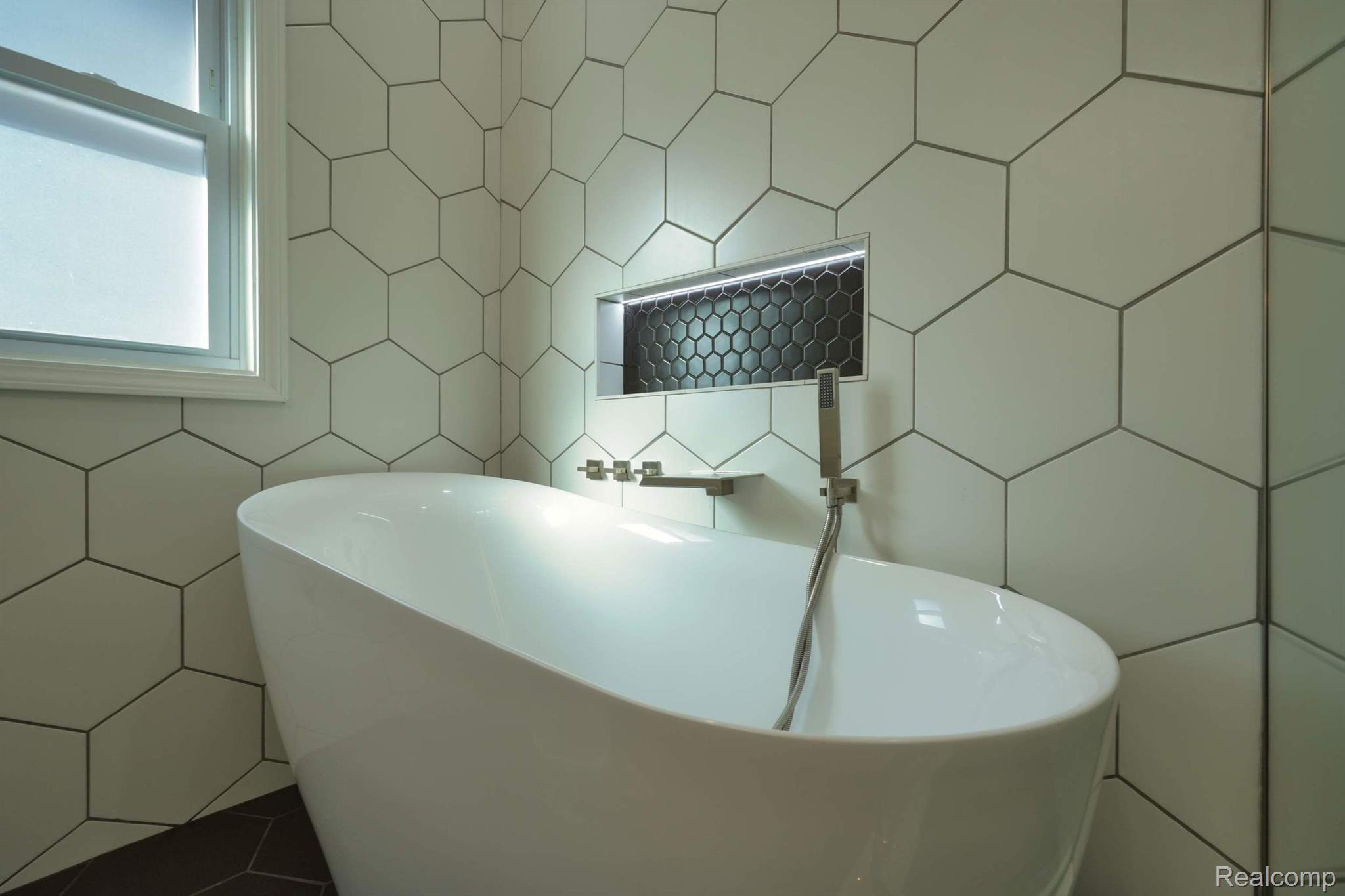 202 RHODE ISLAND Avenue