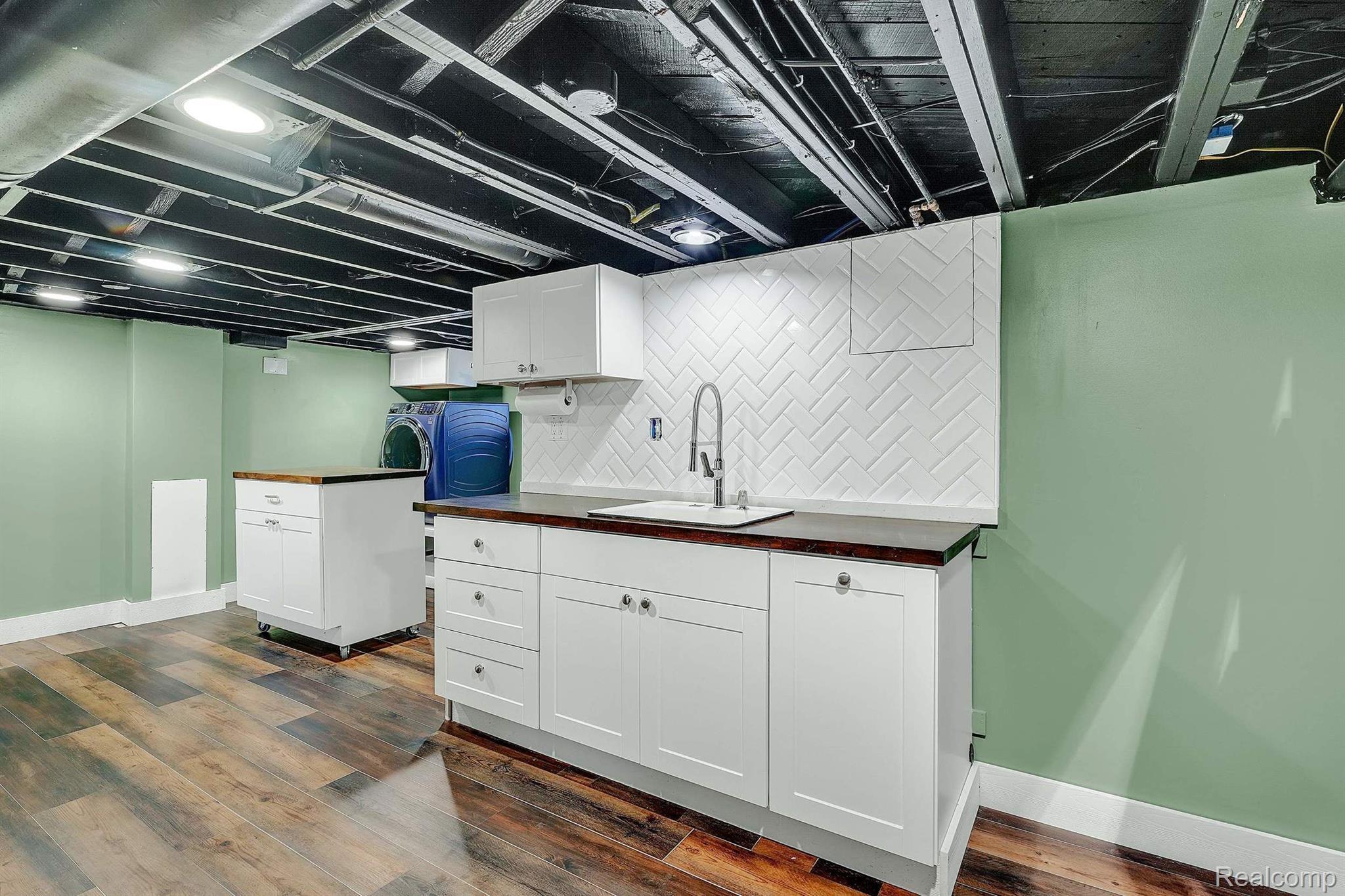 202 RHODE ISLAND Avenue