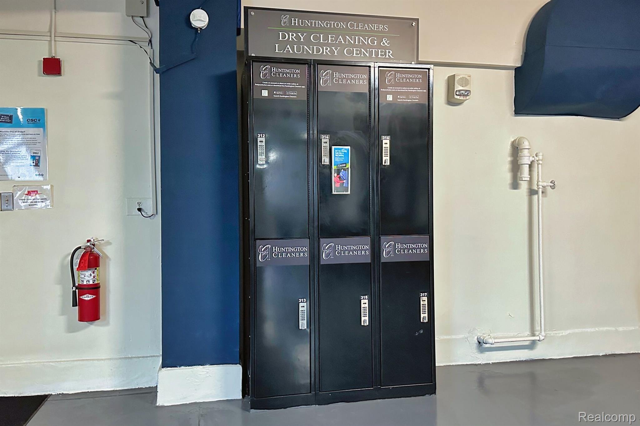 8120 E JEFFERSON Avenue Unit # 2F