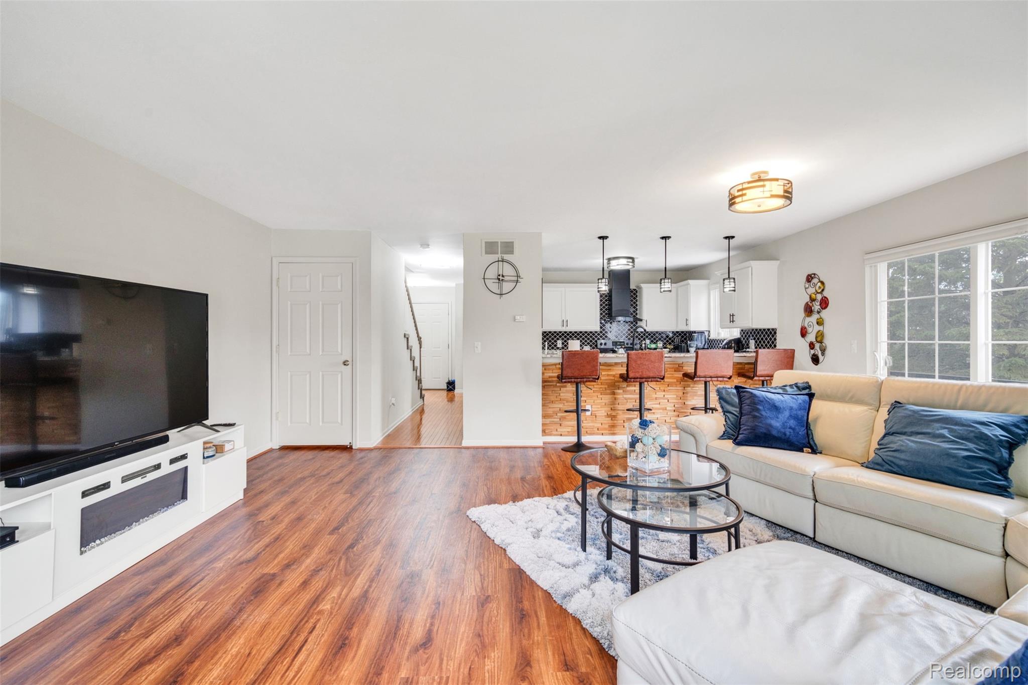 8997 Newport Court 2