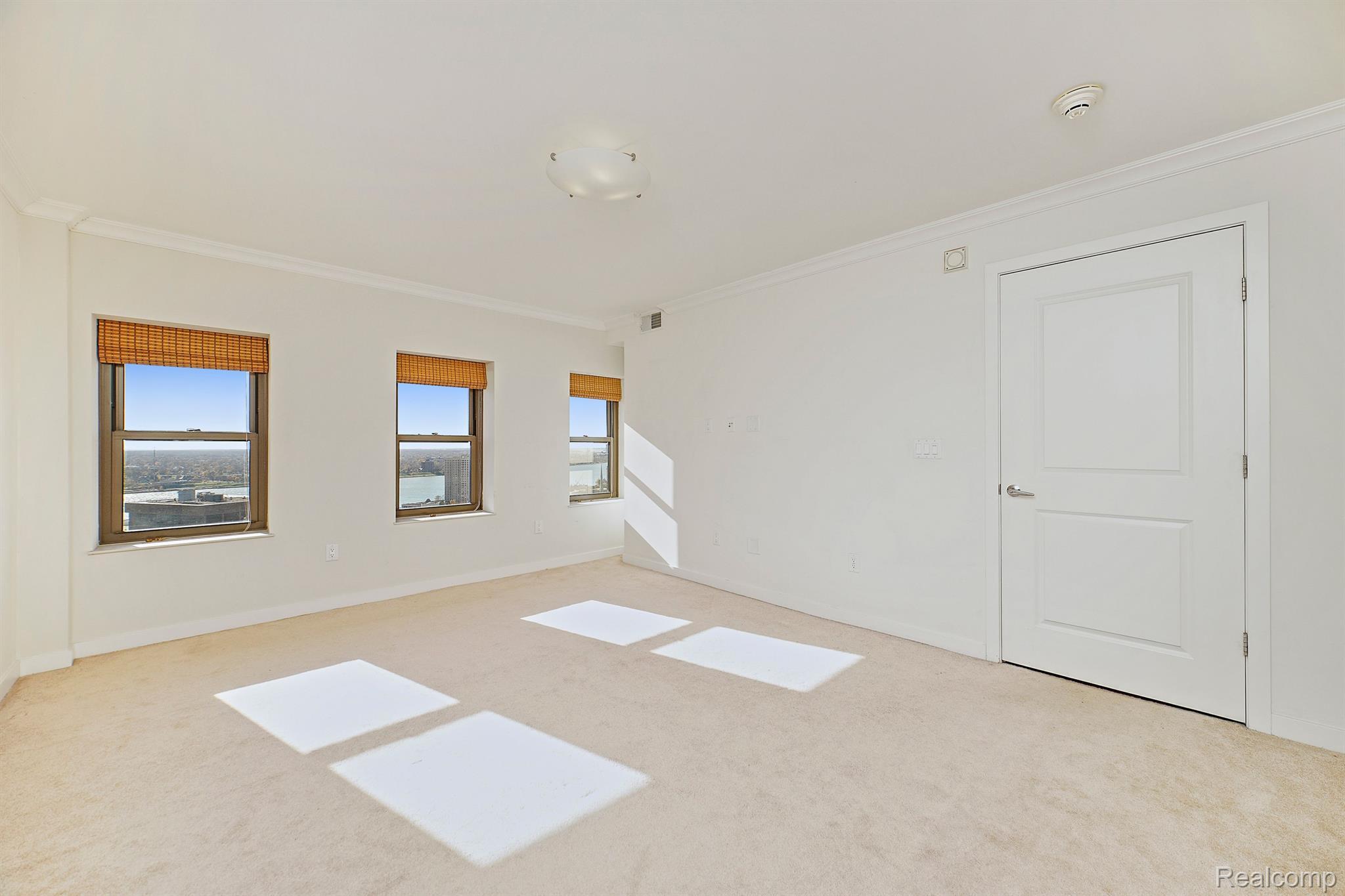 1135 SHELBY Street 2708