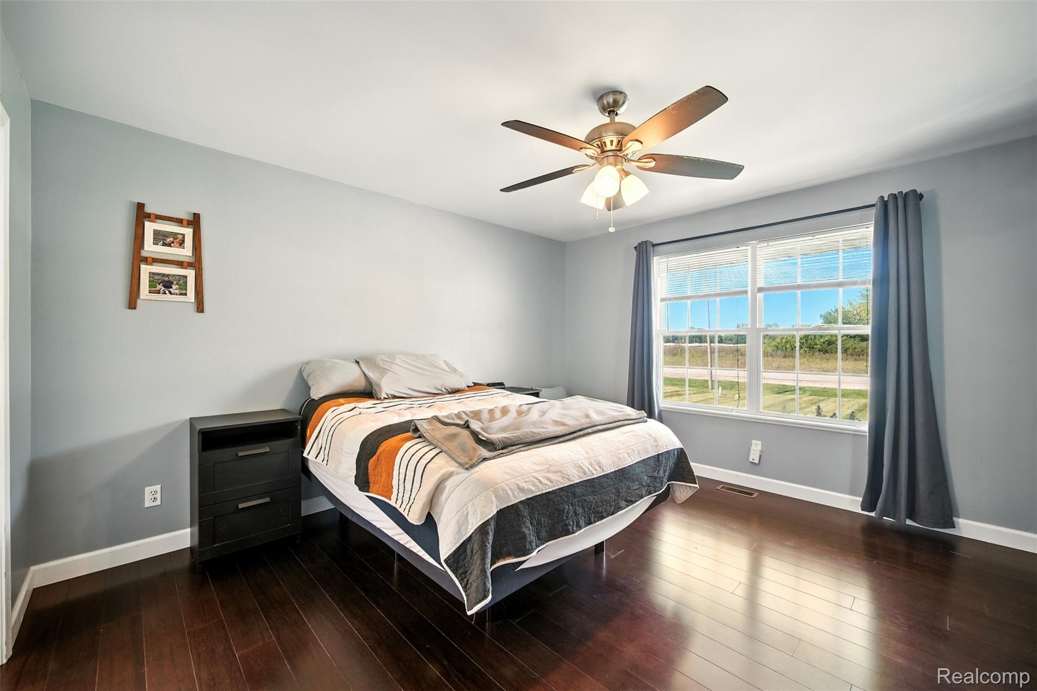 2455 W Thompson Road