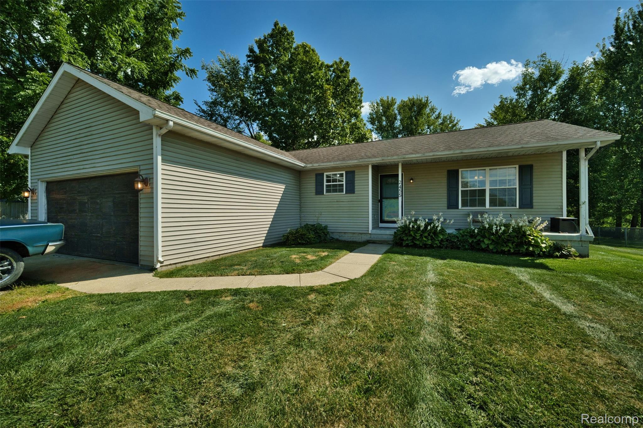 2455 W Thompson Road