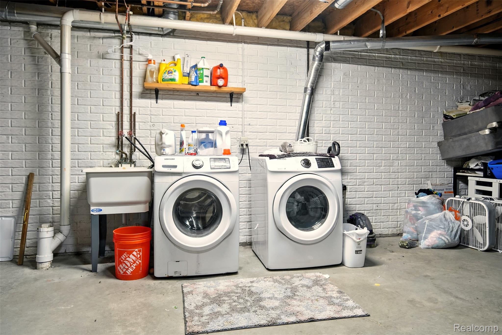 2455 W Thompson Road