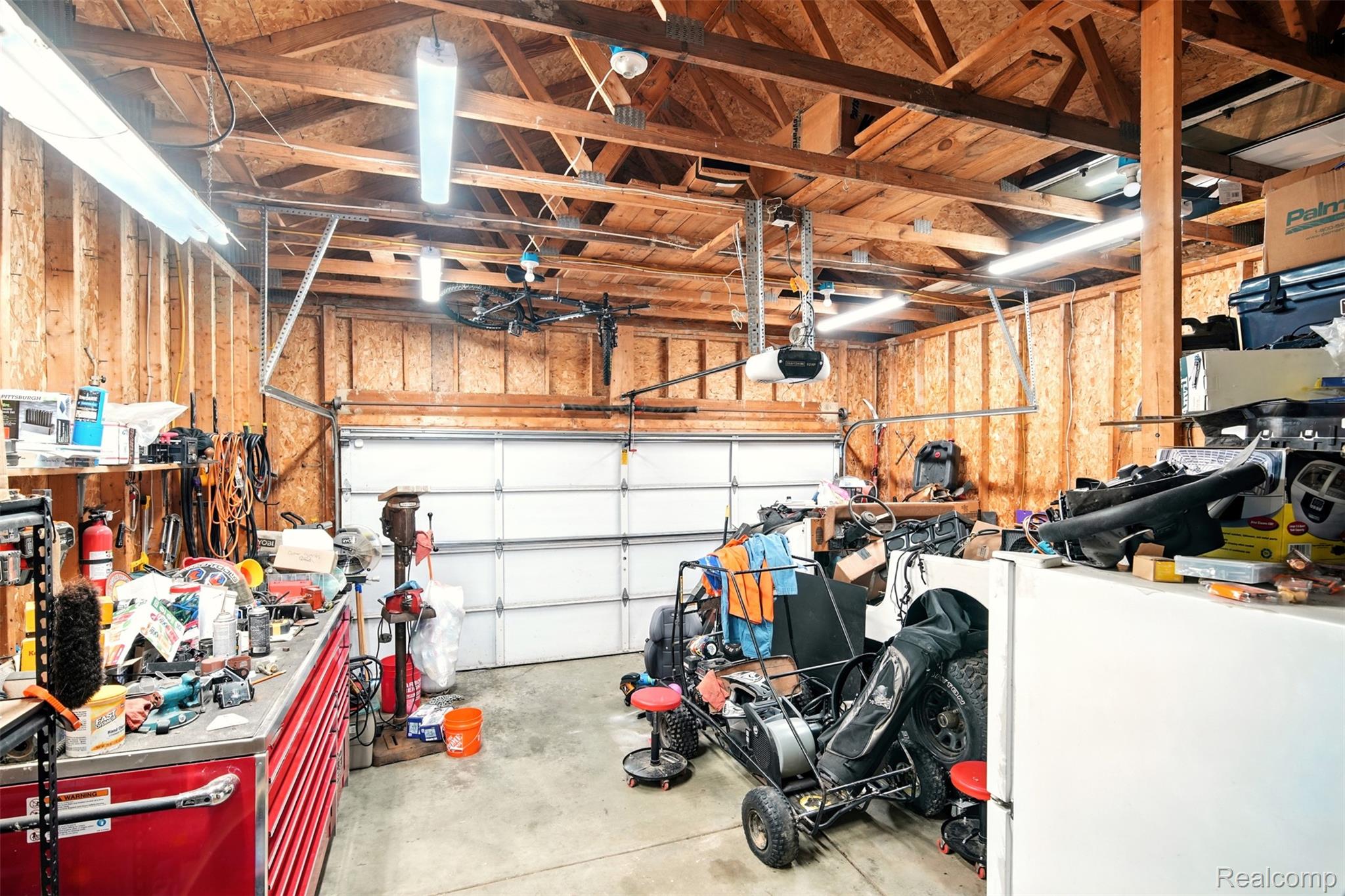 2455 W Thompson Road