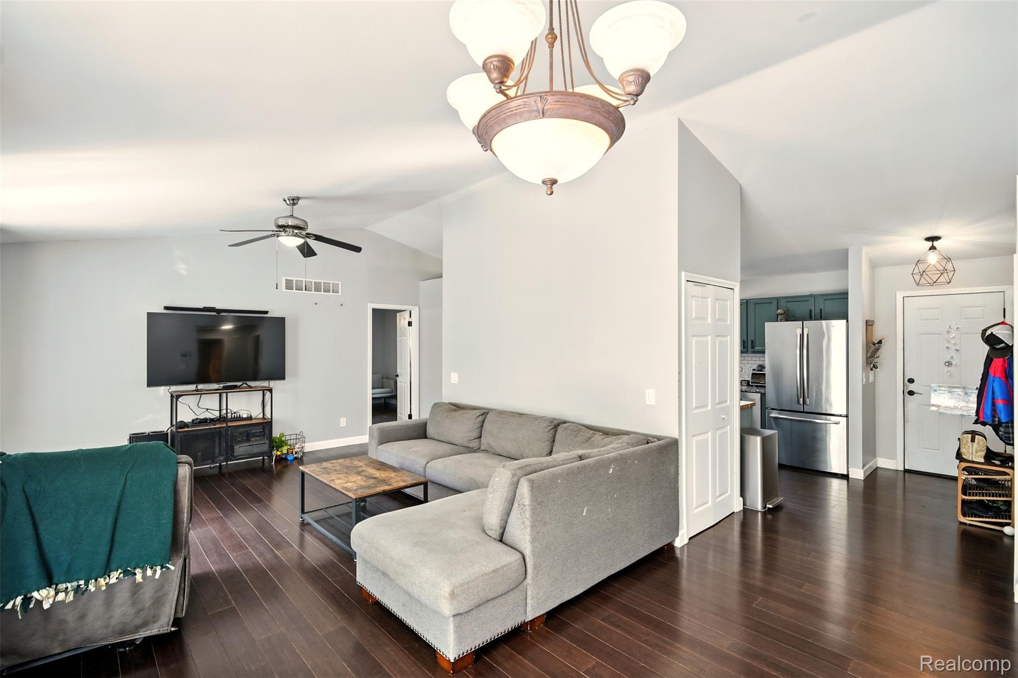 2455 W Thompson Road