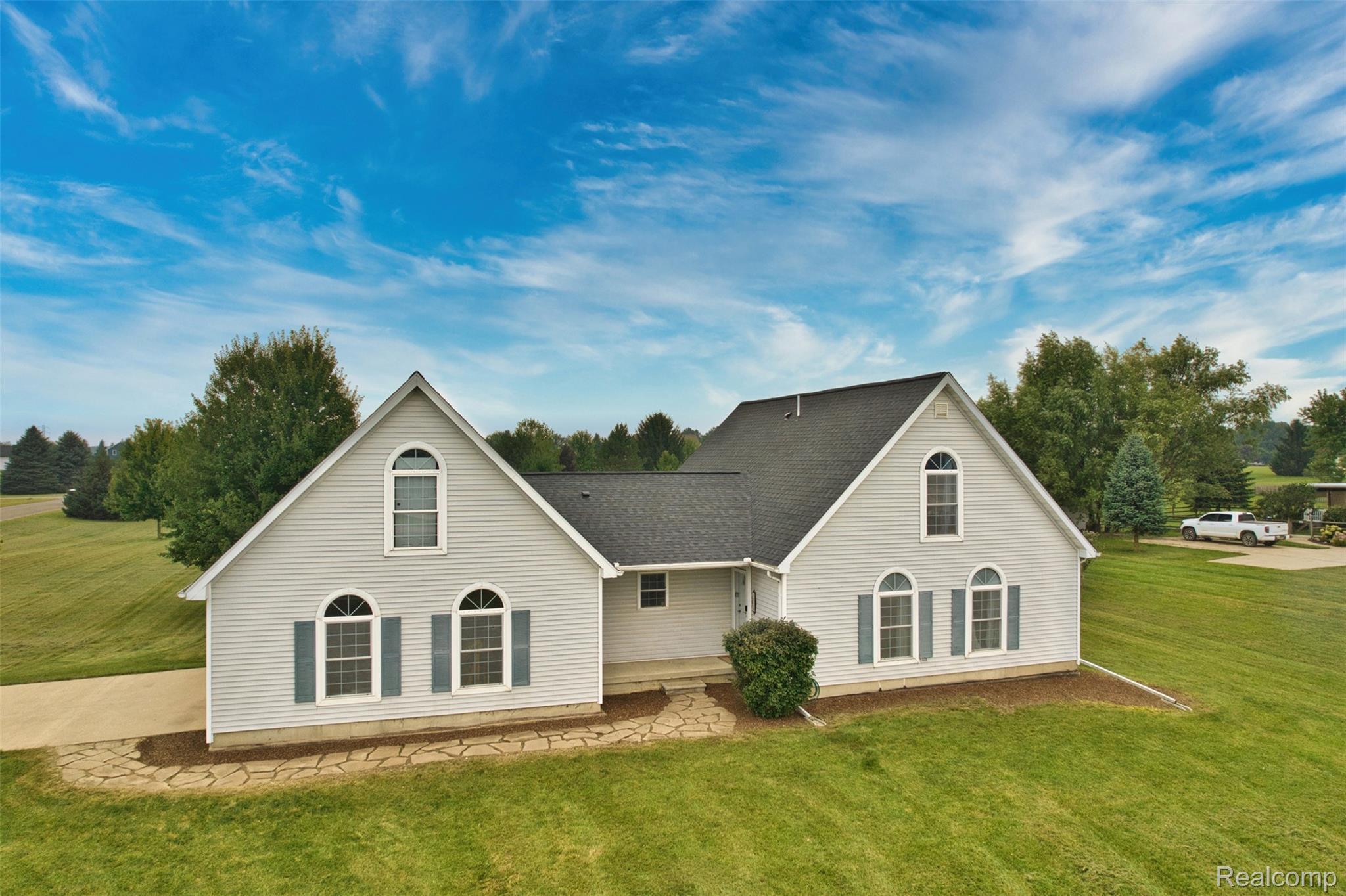 1014 Deer Valley Lane