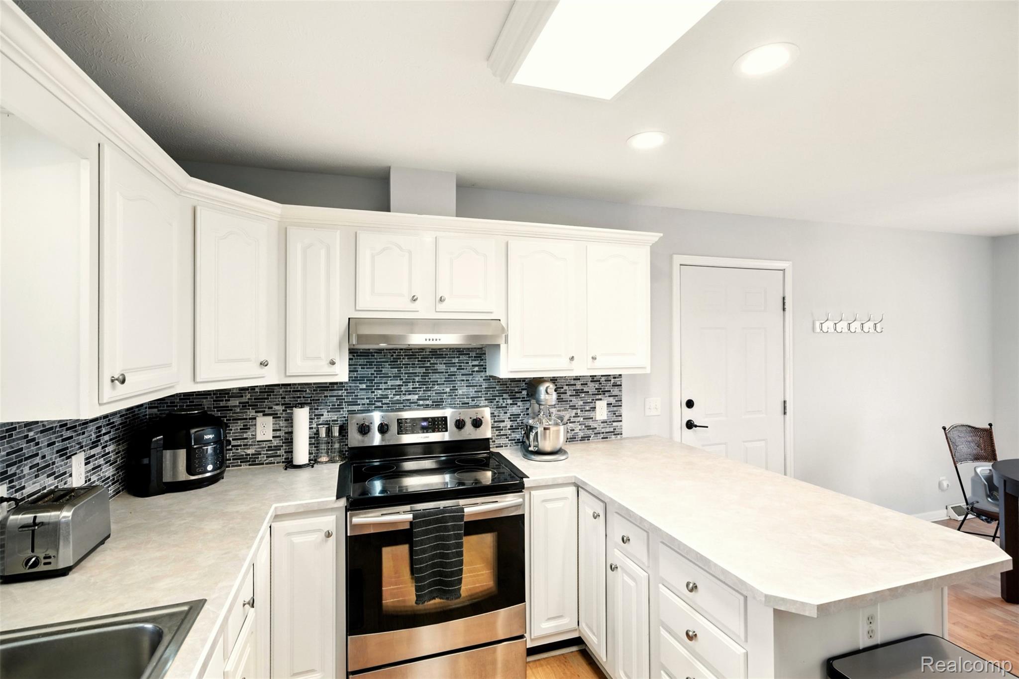 1014 Deer Valley Lane