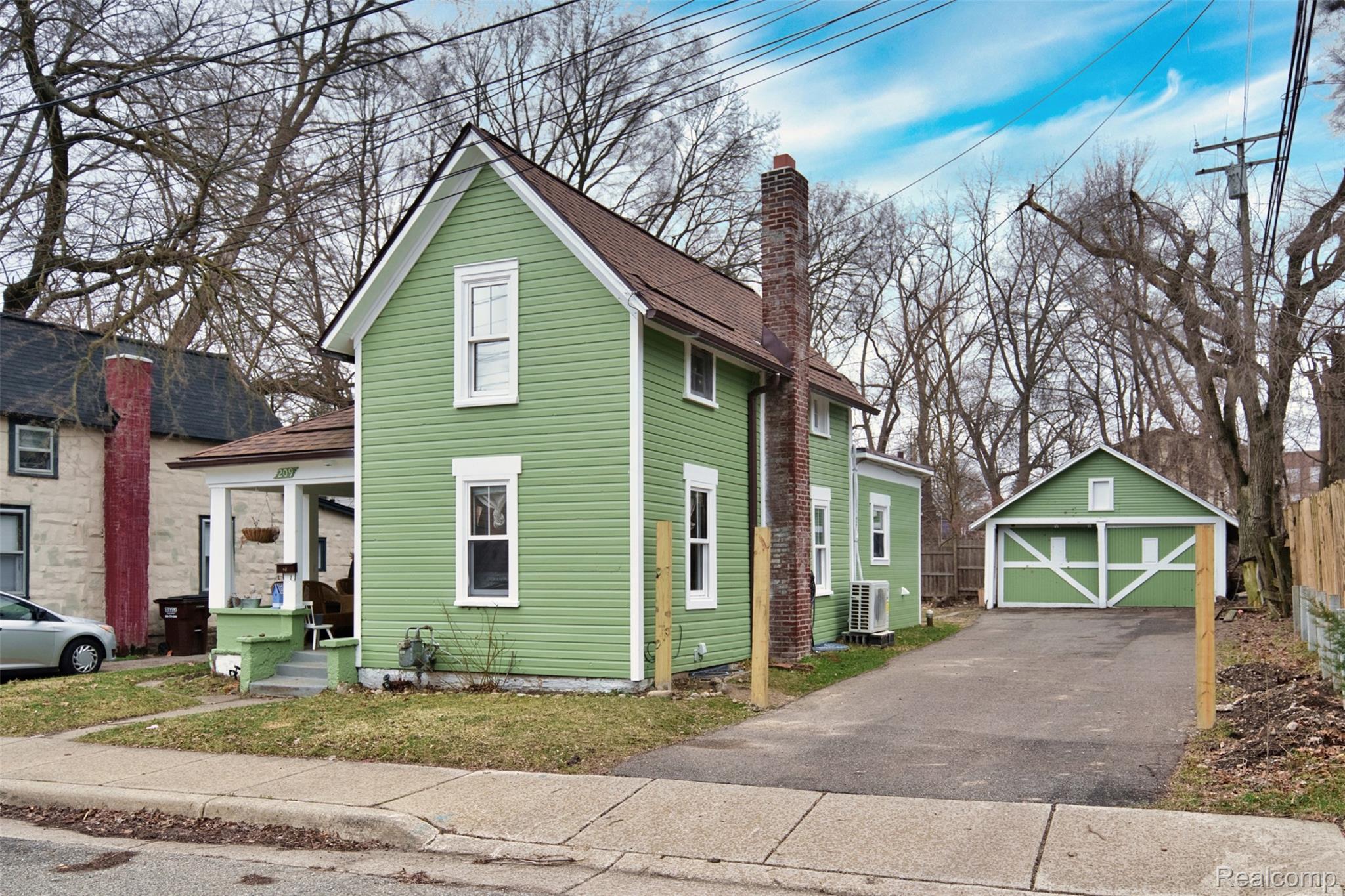 209 Arcade Street