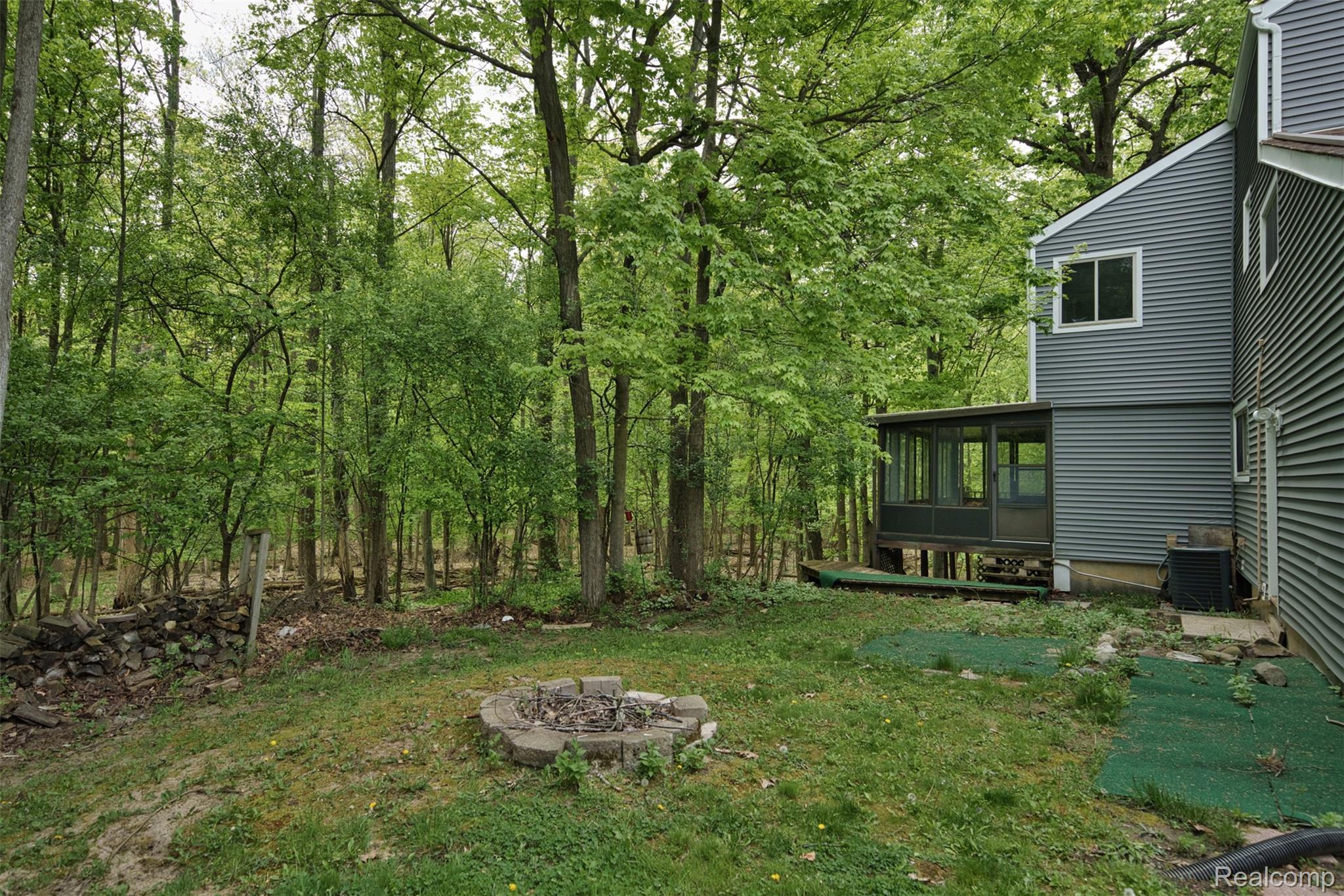 25201 Briarwyke Drive