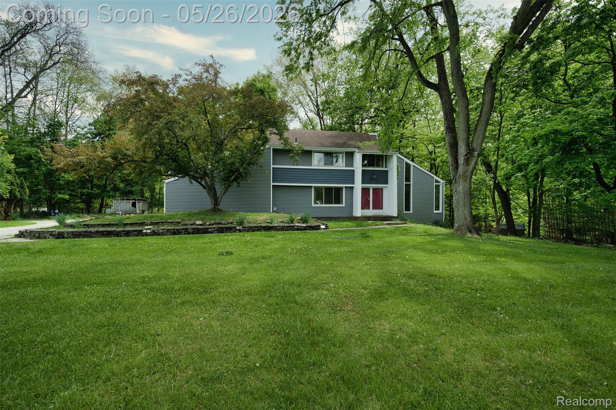 25201 Briarwyke Drive