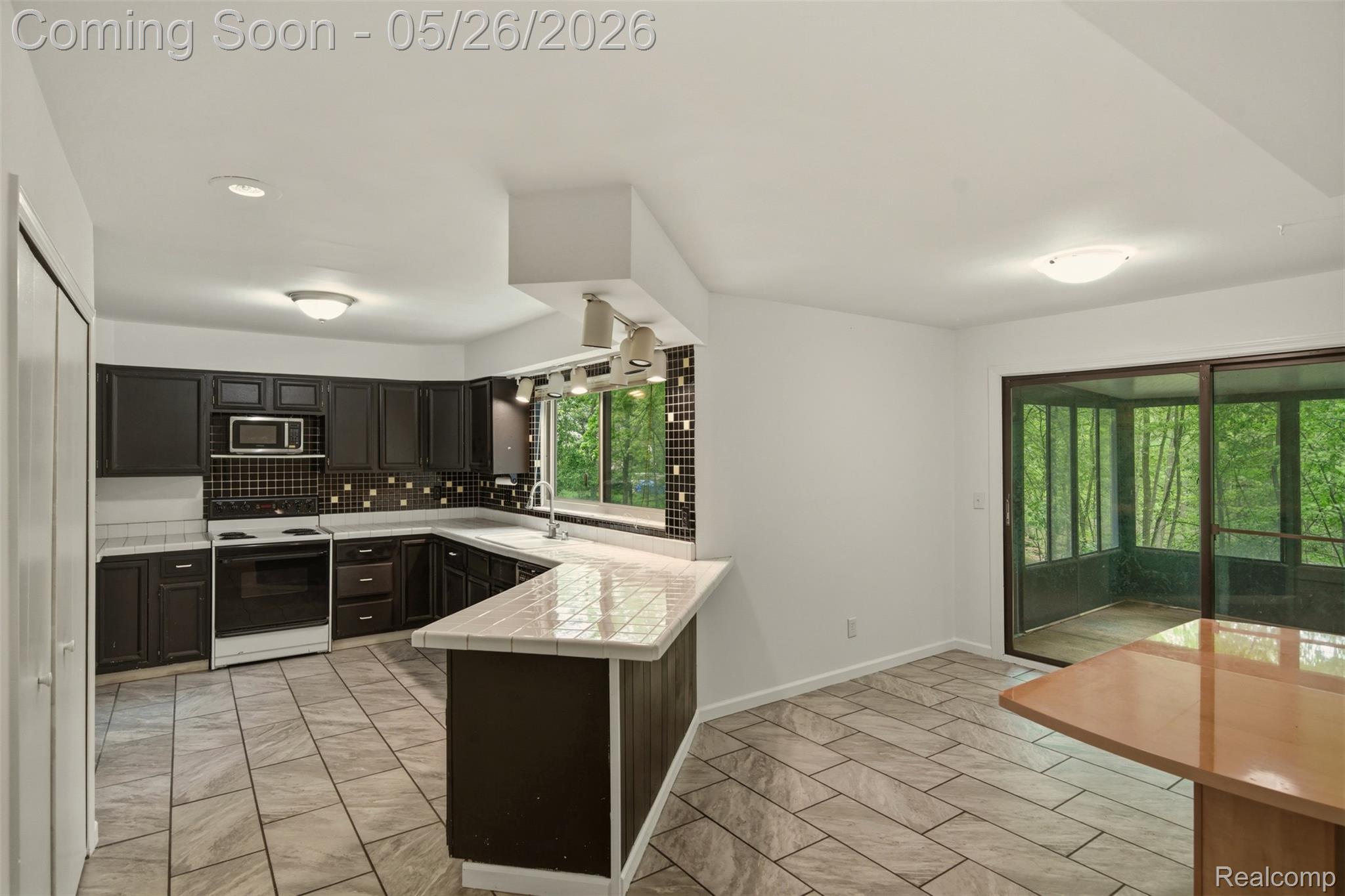 25201 Briarwyke Drive