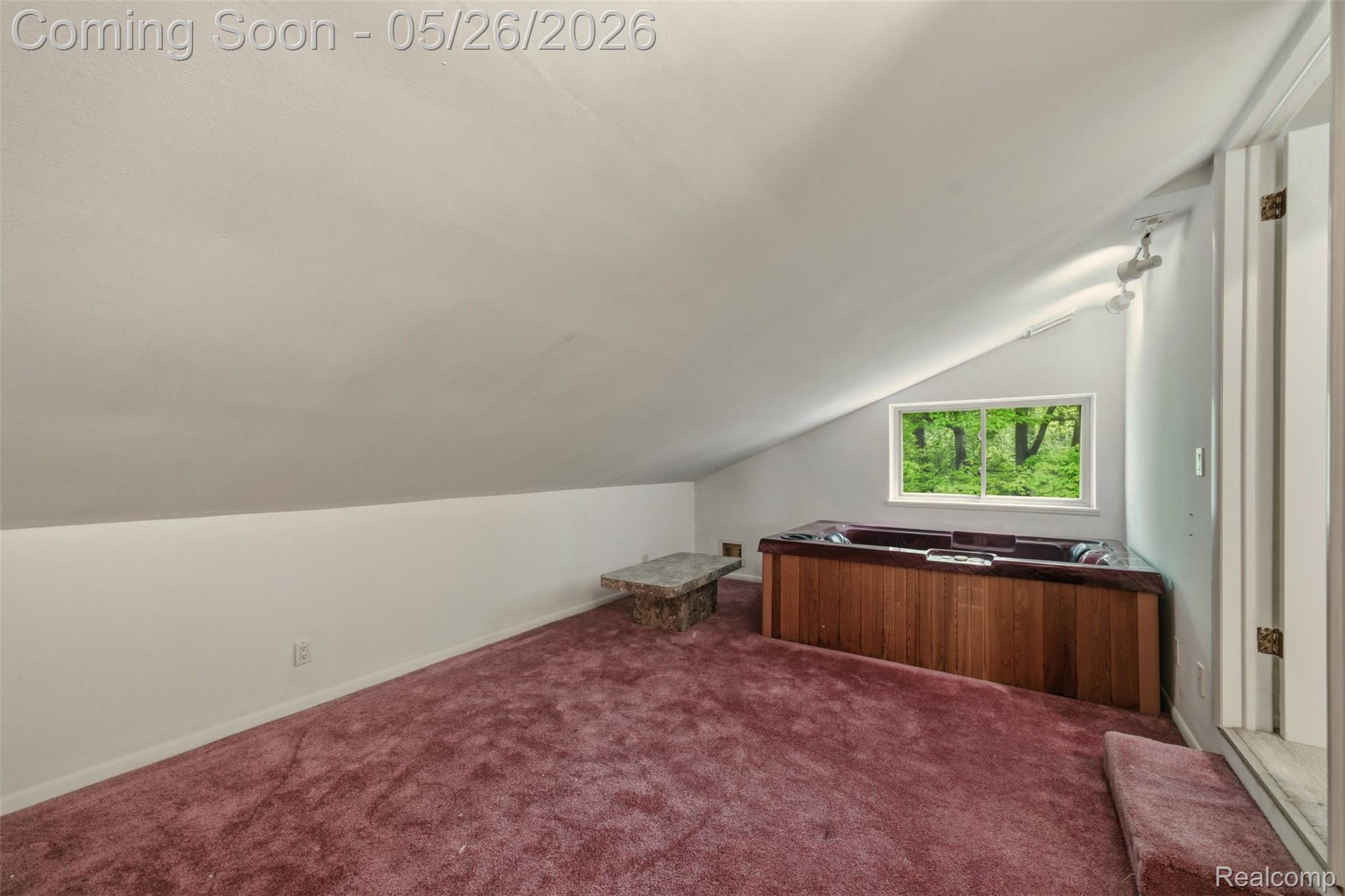 25201 Briarwyke Drive