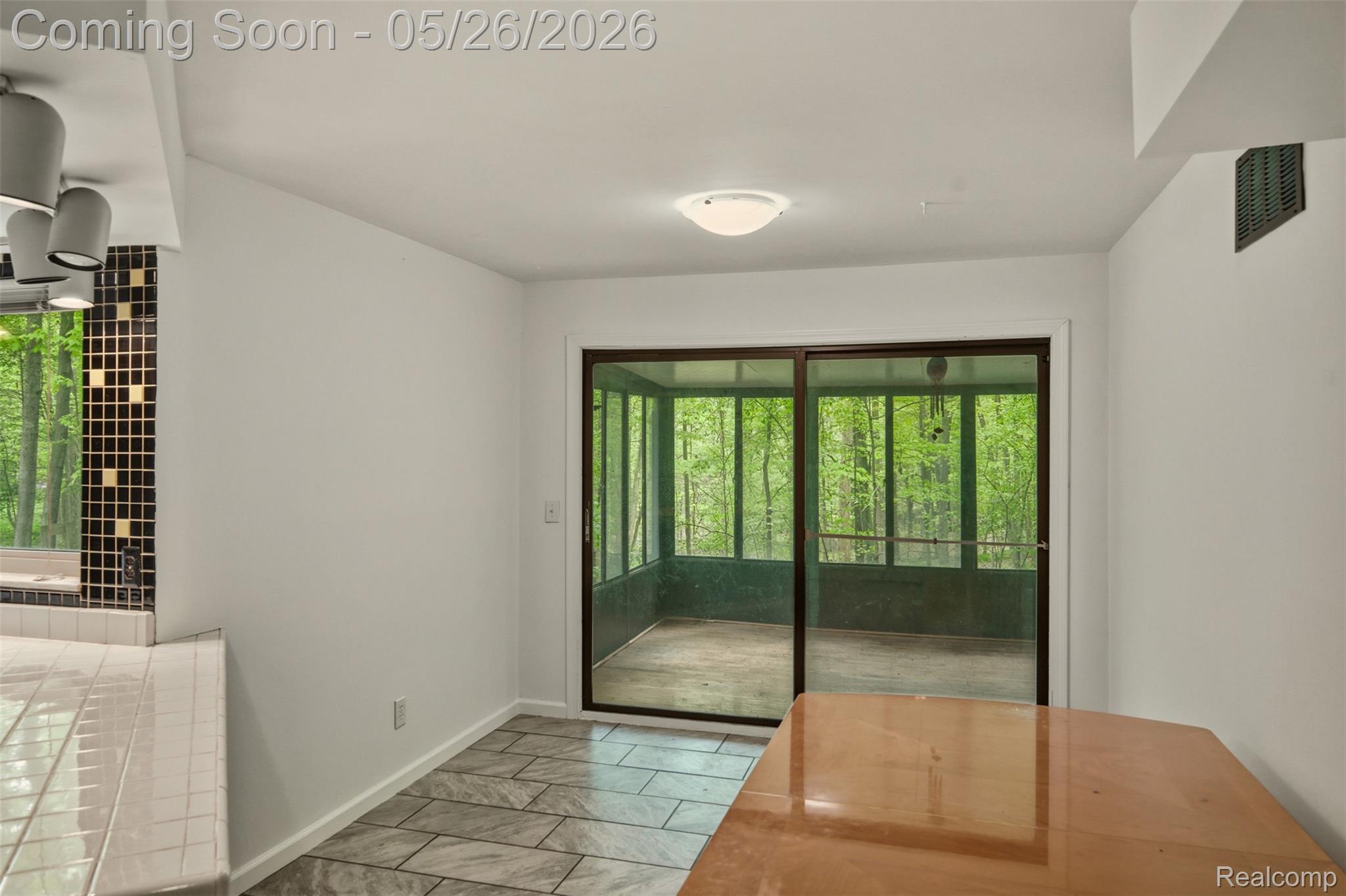 25201 Briarwyke Drive