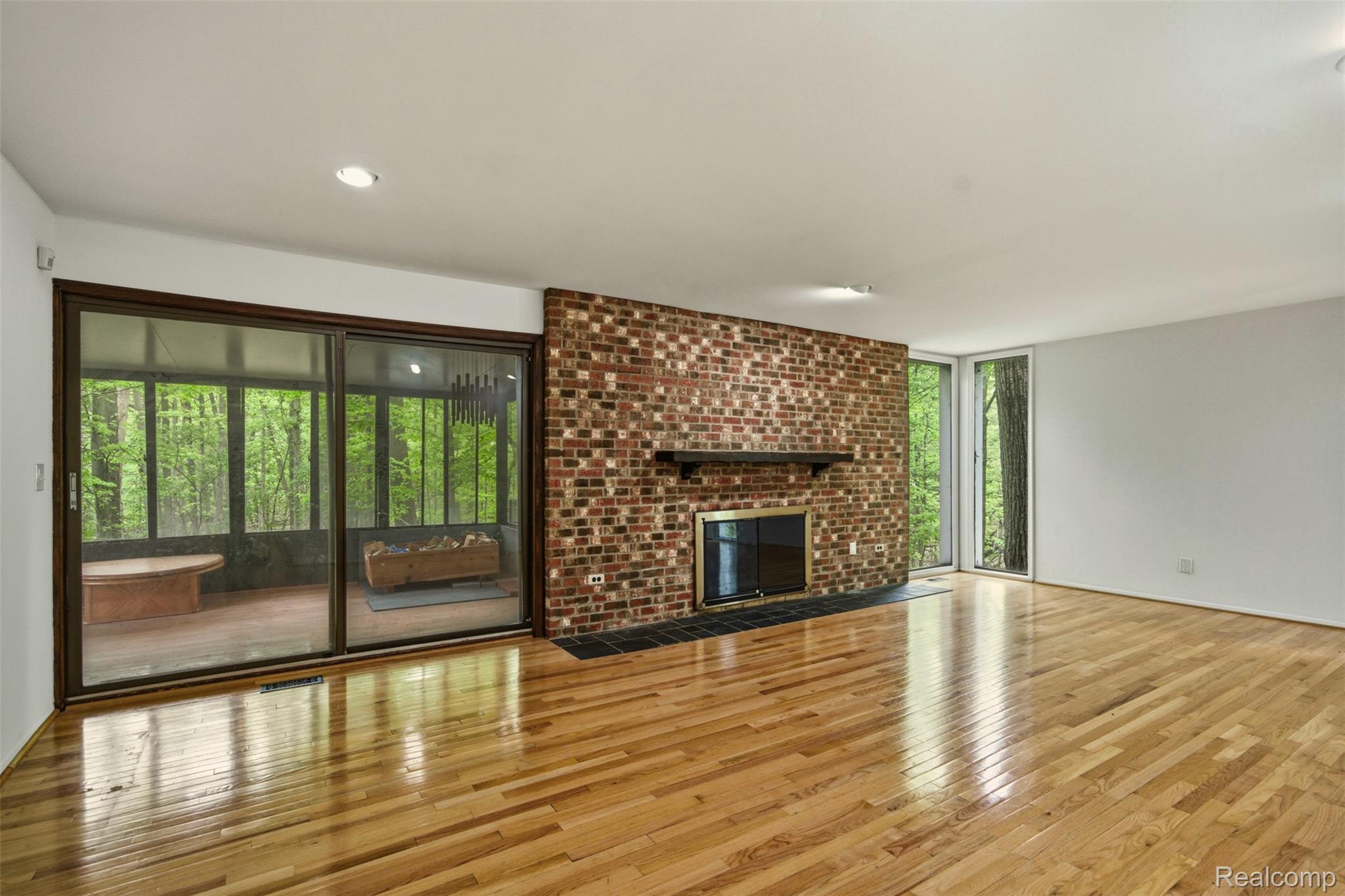 25201 Briarwyke Drive