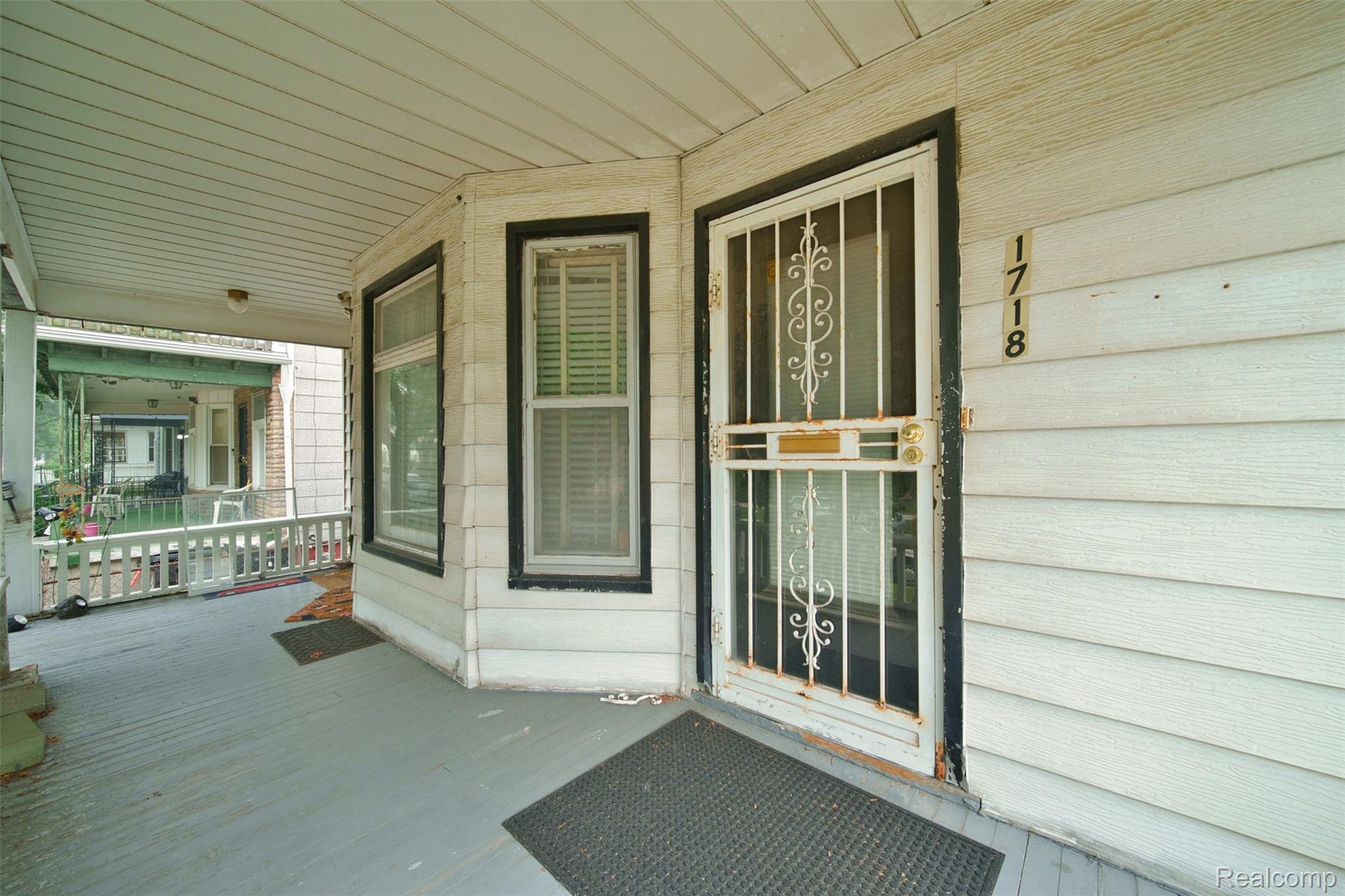 1718 Canton Street