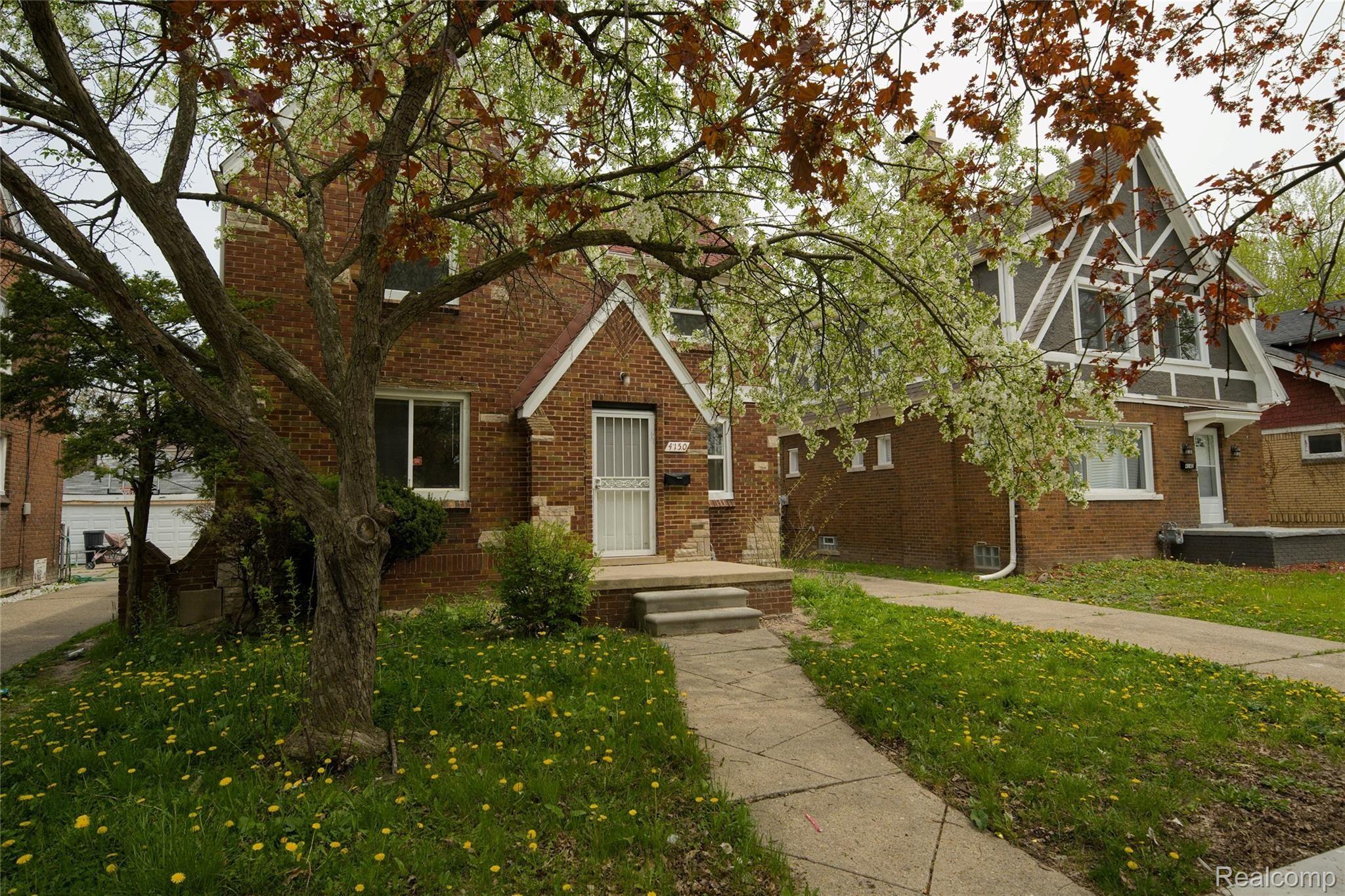 4150 BUCKINGHAM Avenue