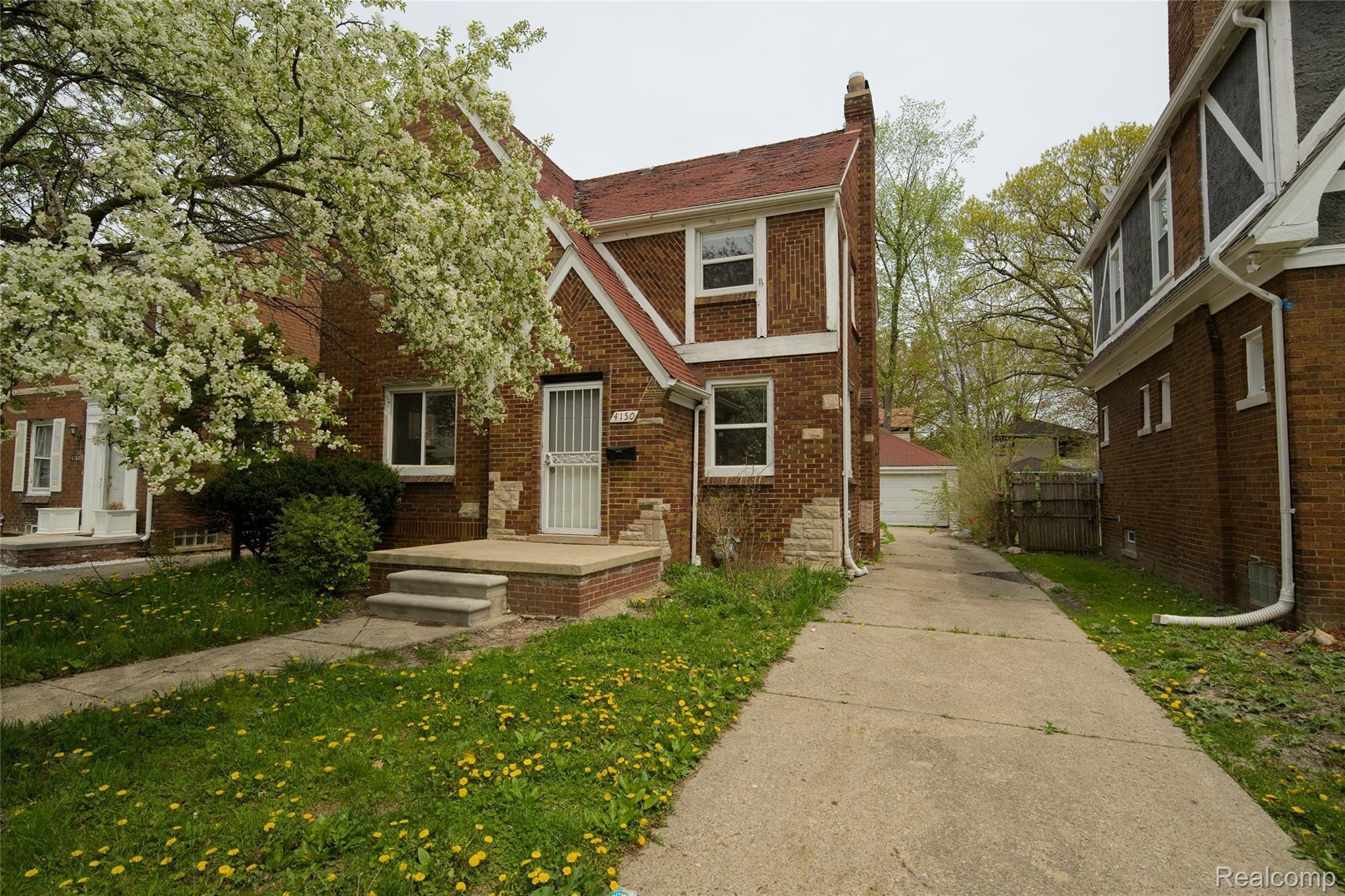 4150 BUCKINGHAM Avenue