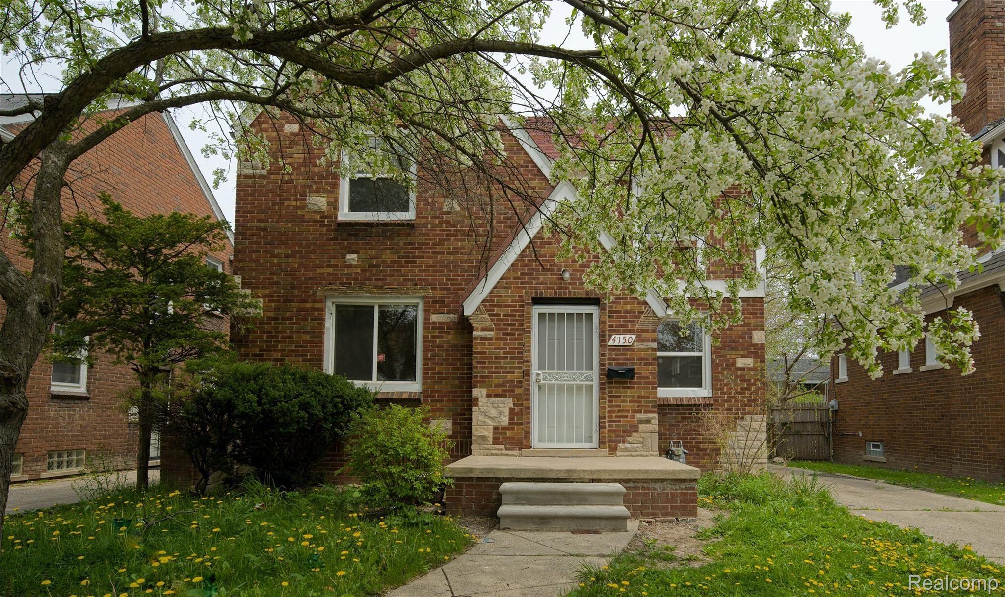 4150 BUCKINGHAM Avenue