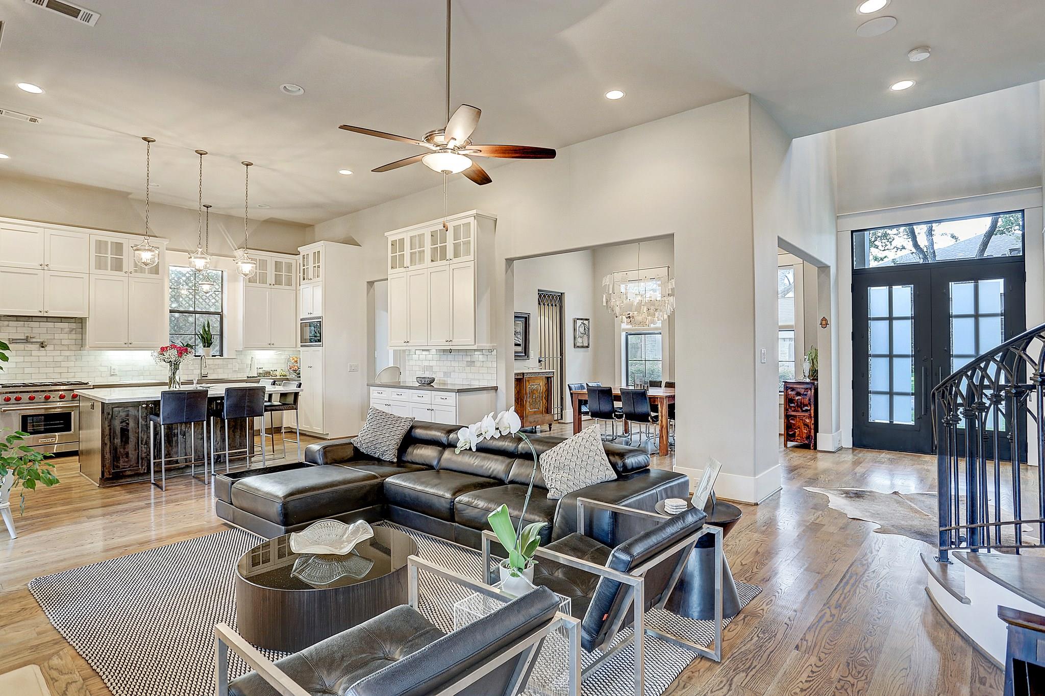 5655 Locke Lane
