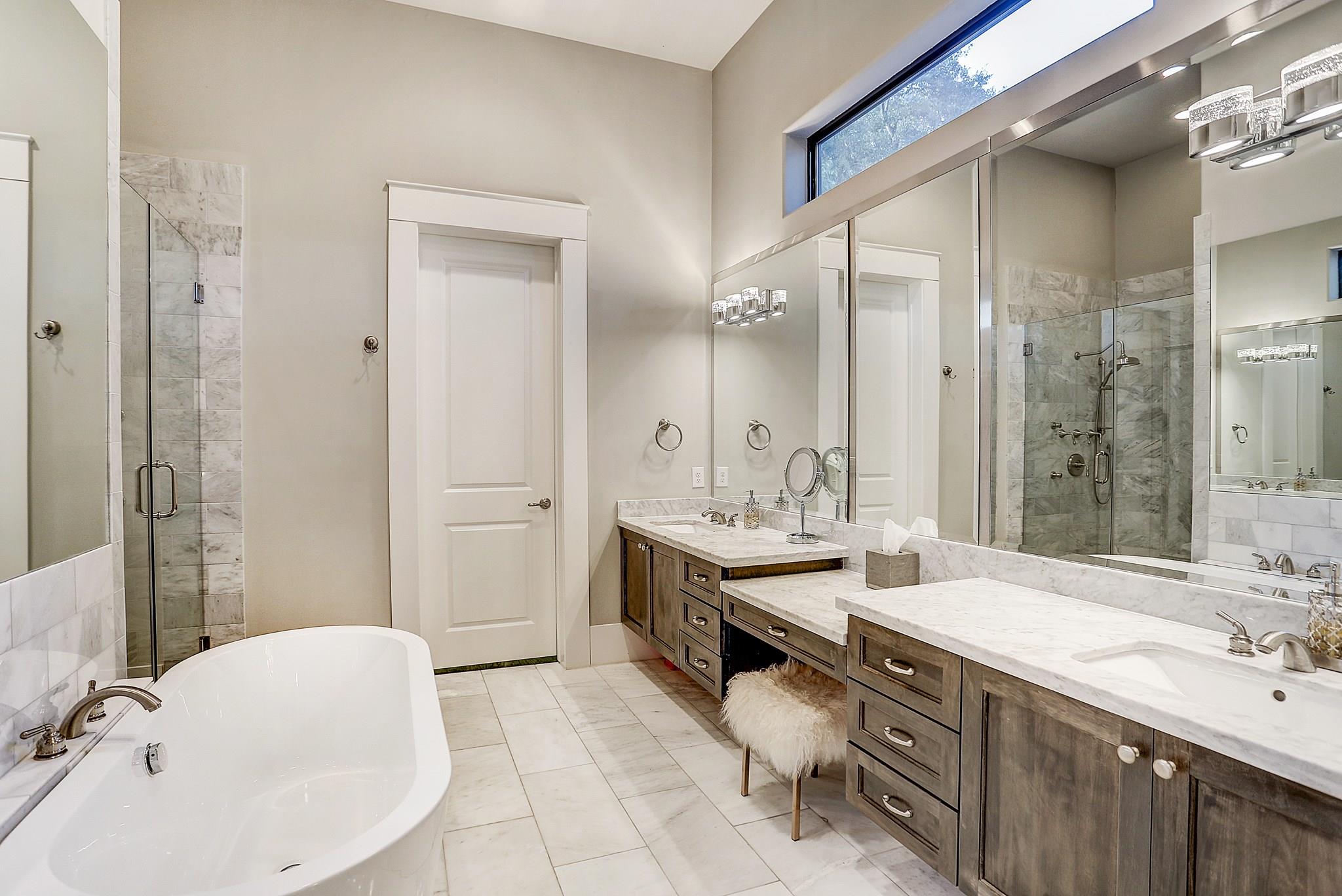 5655 Locke Lane