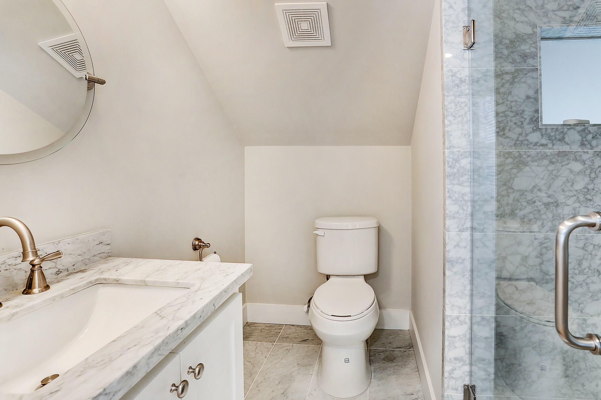 5655 Locke Lane