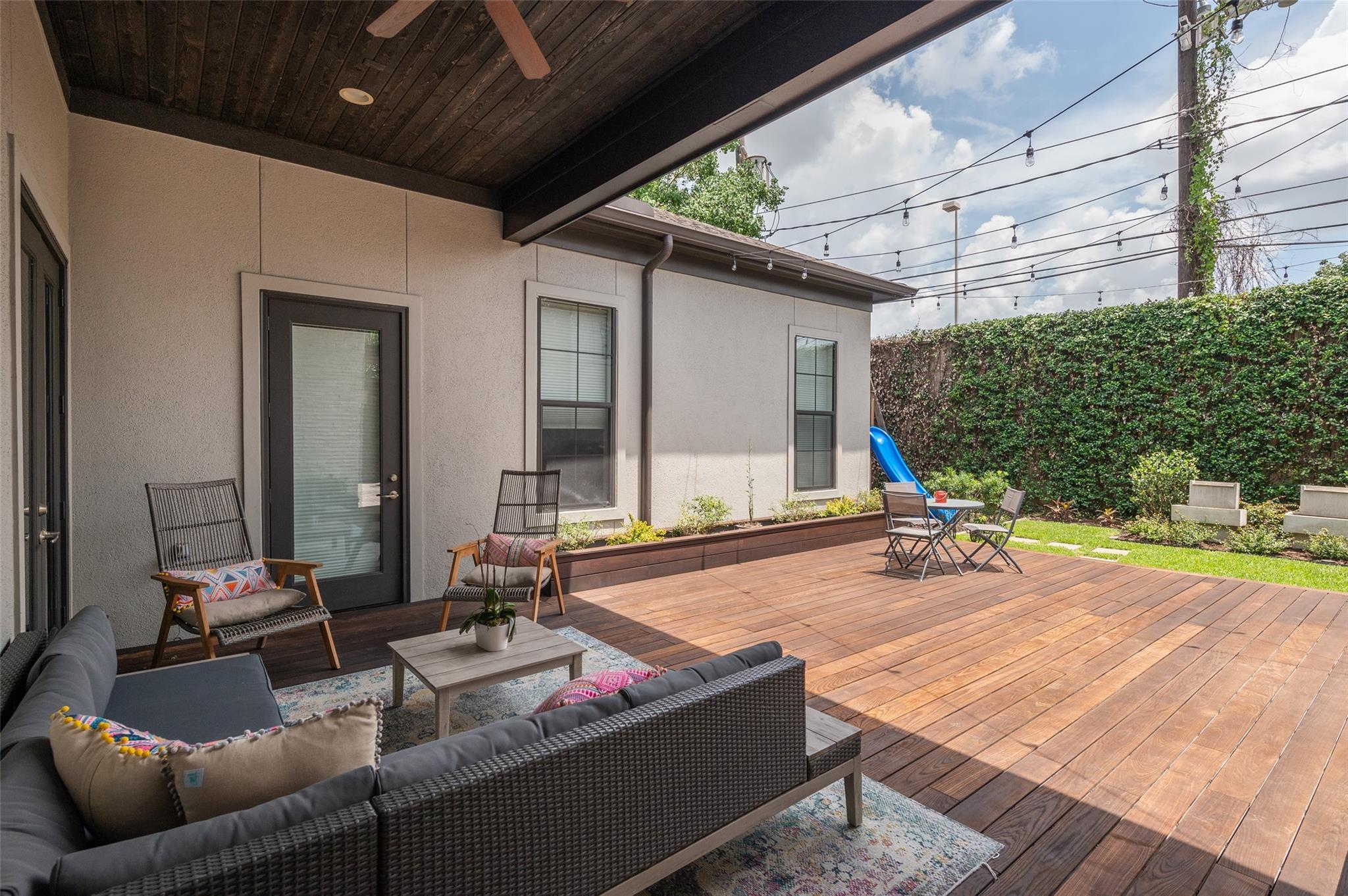 5655 Locke Lane