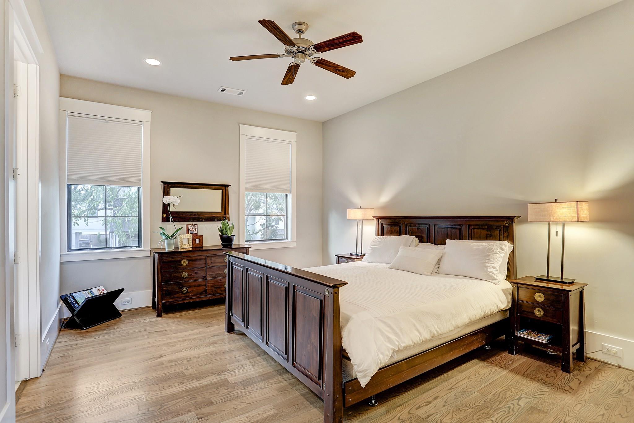 5655 Locke Lane