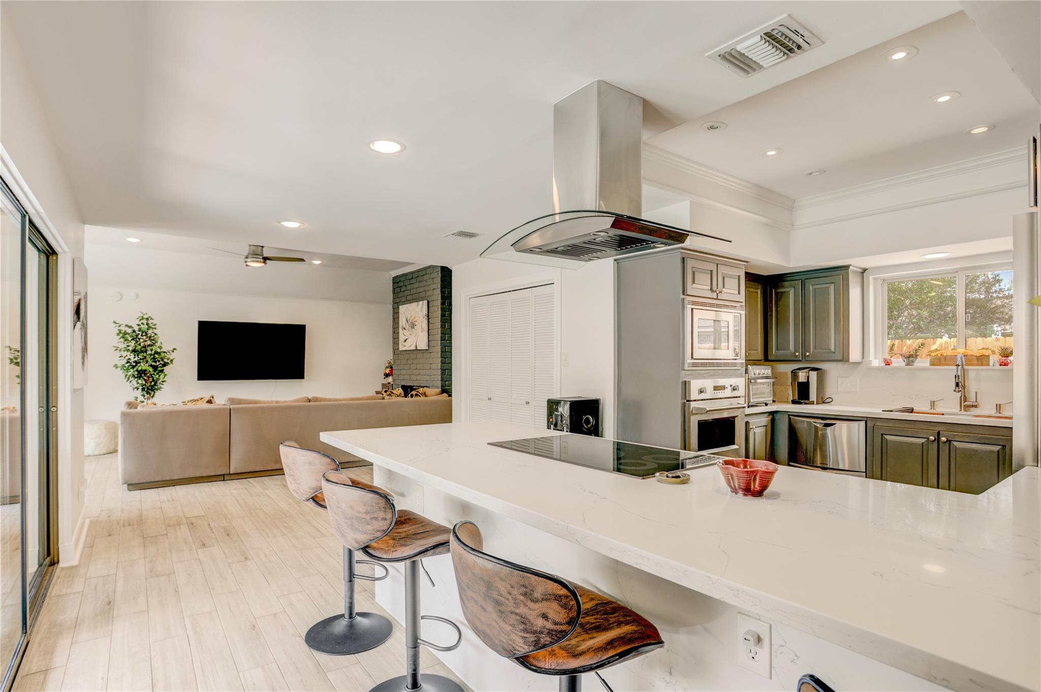 2306 Binley Drive
