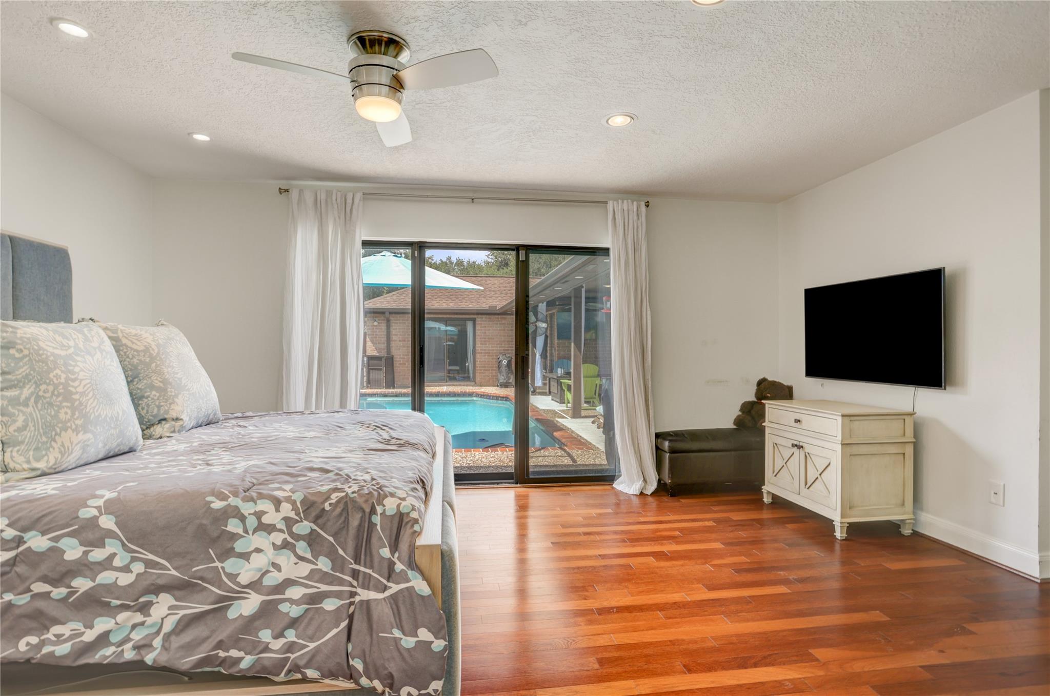 2306 Binley Drive