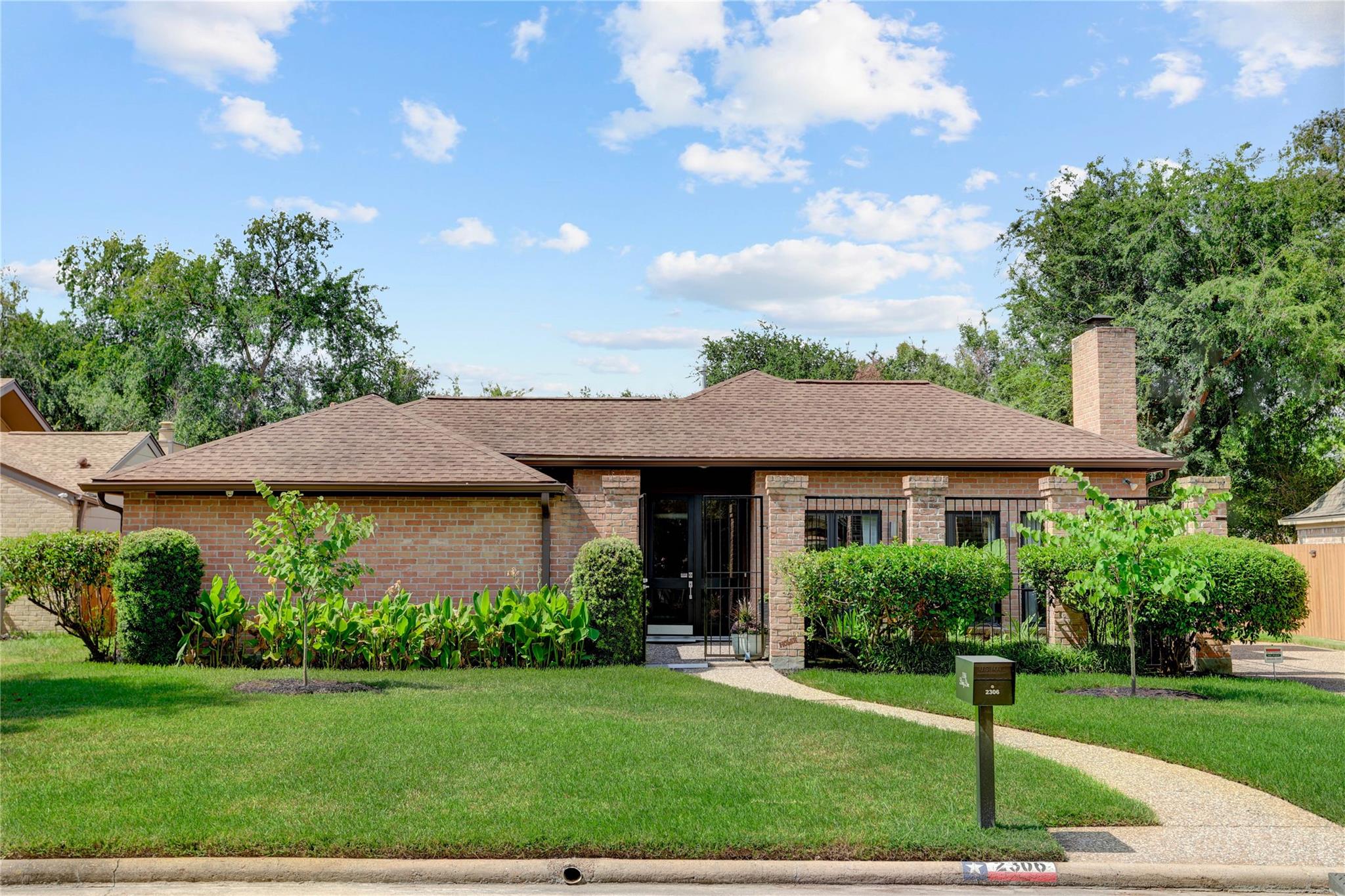 2306 Binley Drive