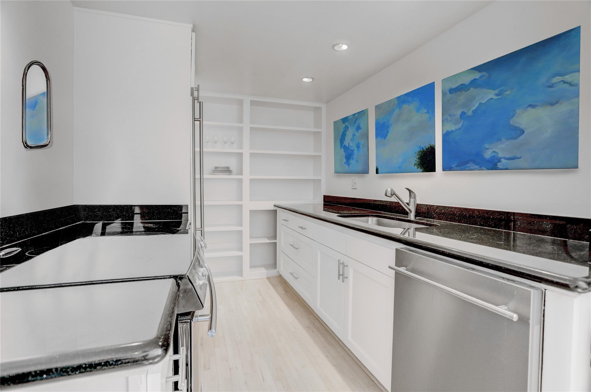 2701 Westheimer Road # 2D