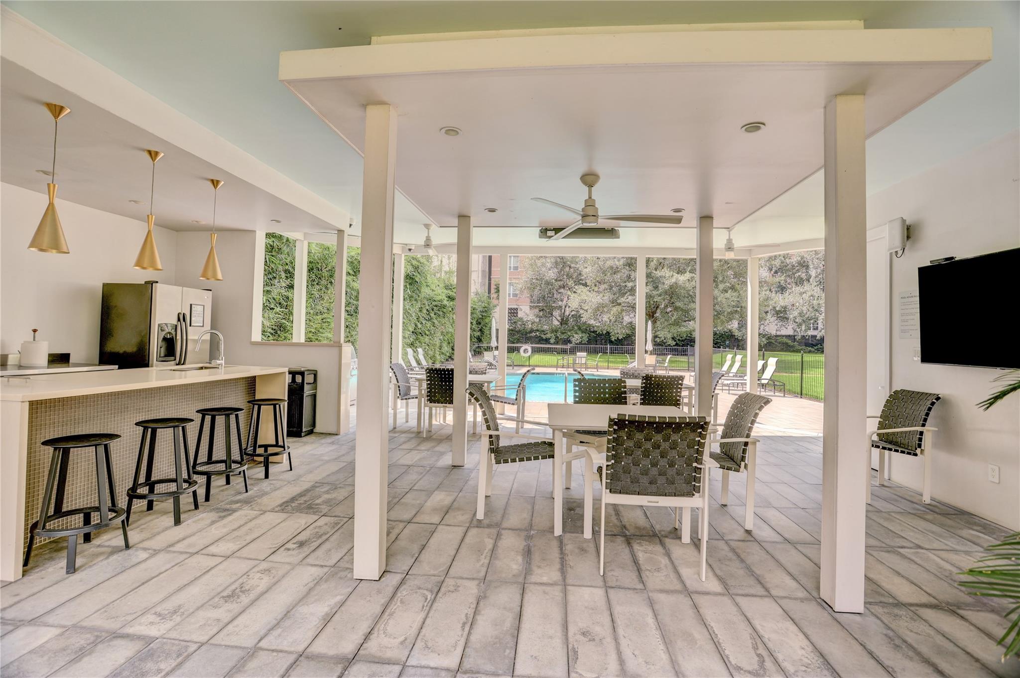 2701 Westheimer Road # 2D