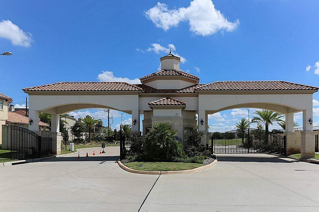 13405 Preston Cliff Court