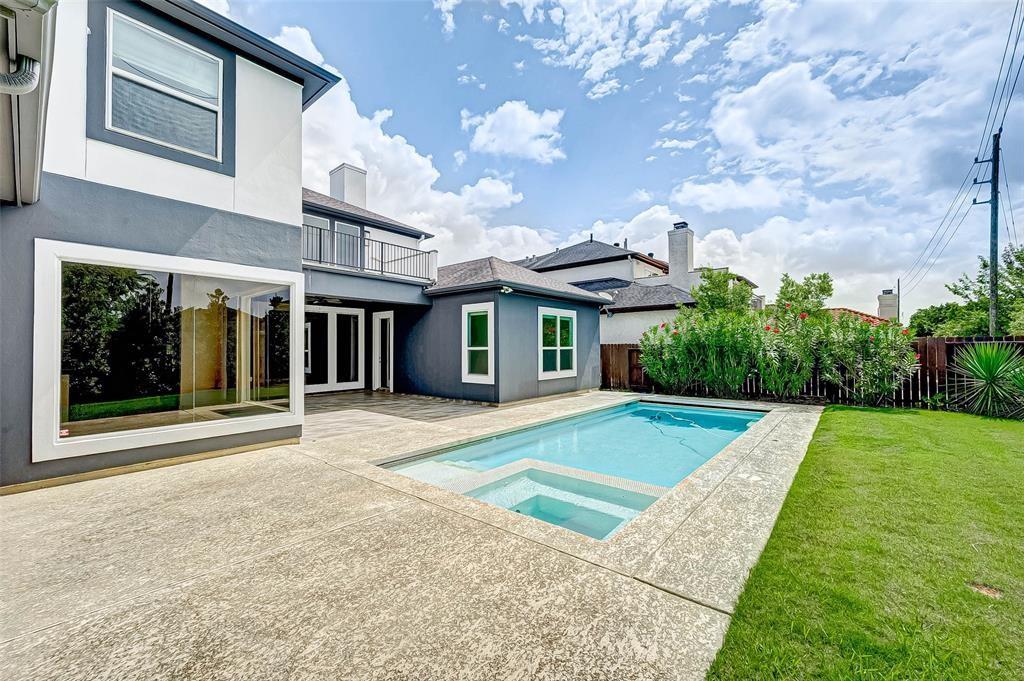 14319 Shadow Garden Lane