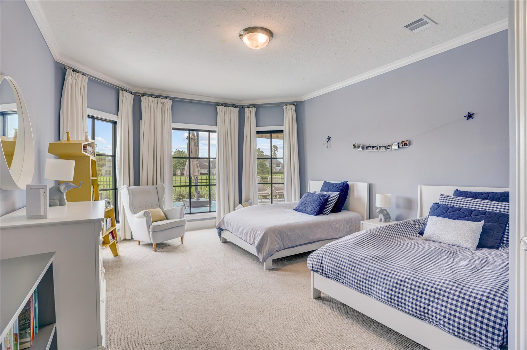 1803 Watercastle Court